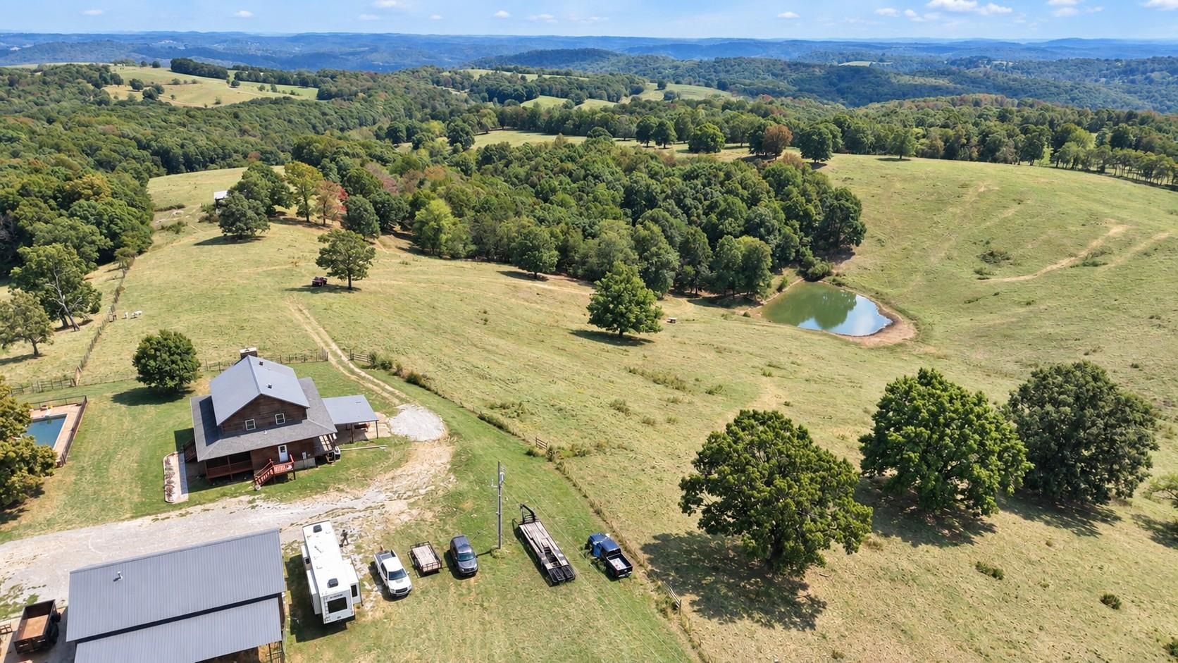 149 Love Hollow Property Photo 29