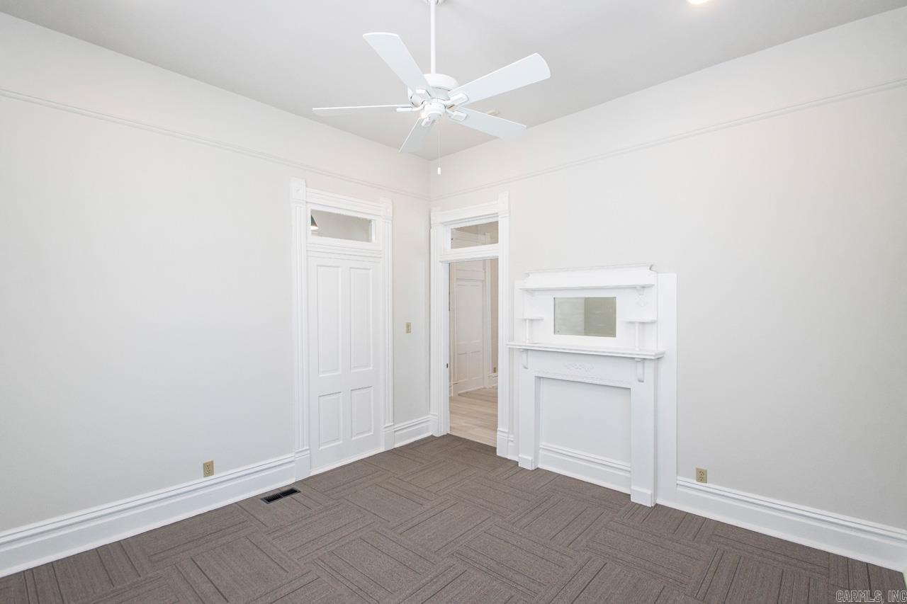 114 S Pulaski Property Photo 35