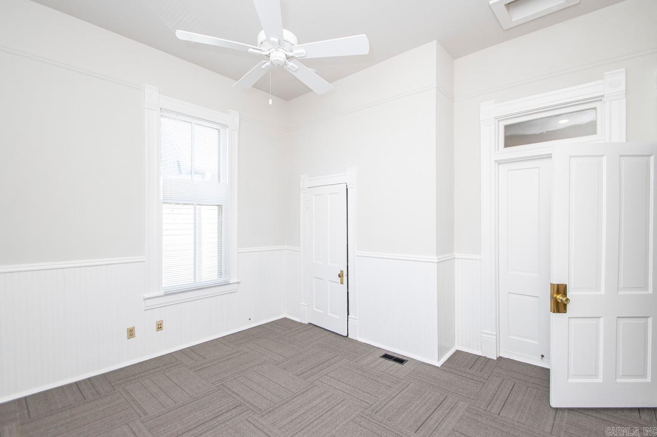 114 S Pulaski Property Photo 48
