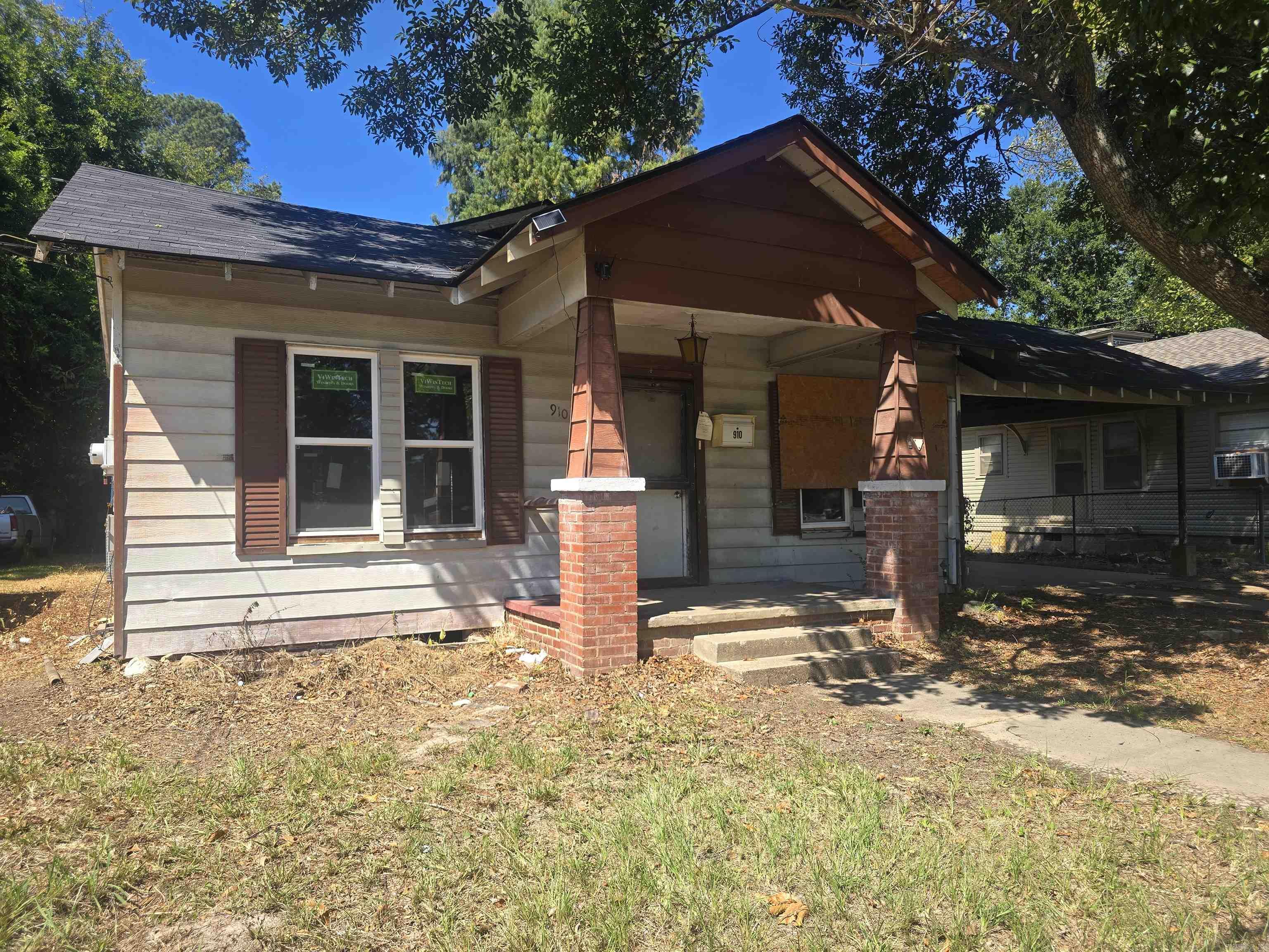 910 Keith Street Property Photo 3