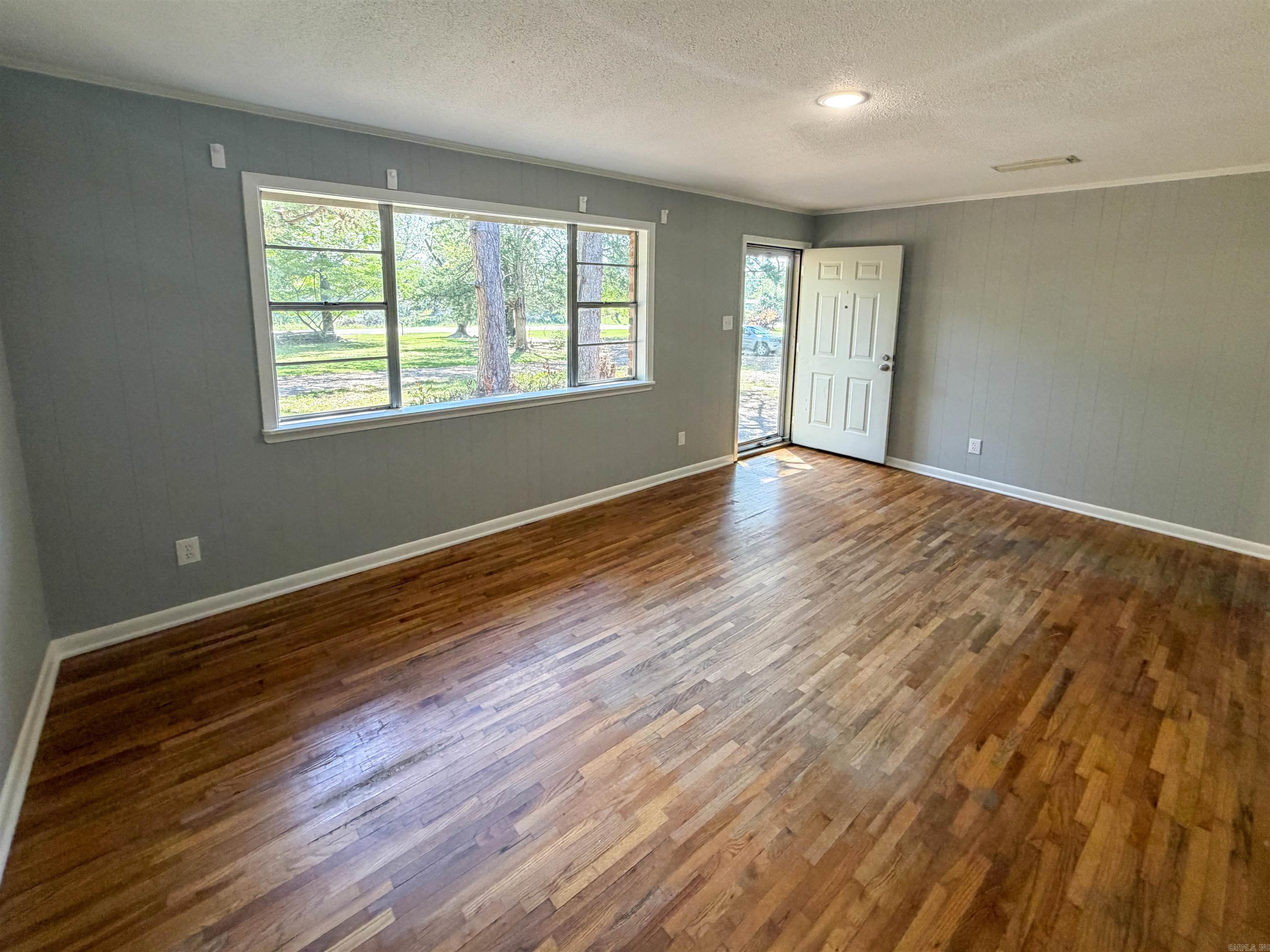 27217 Hwy 107 Property Photo 6