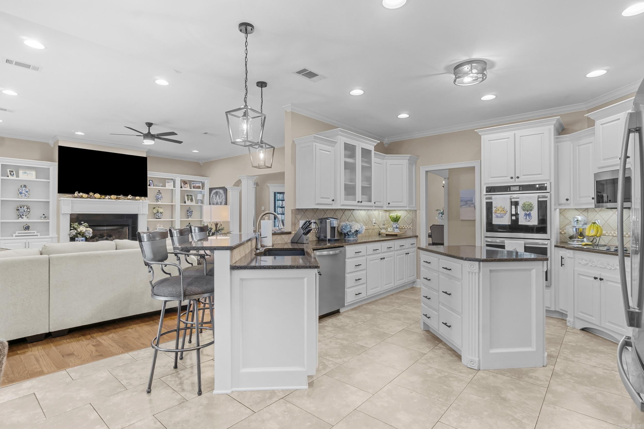 110 Grayson Cove Property Photo 8
