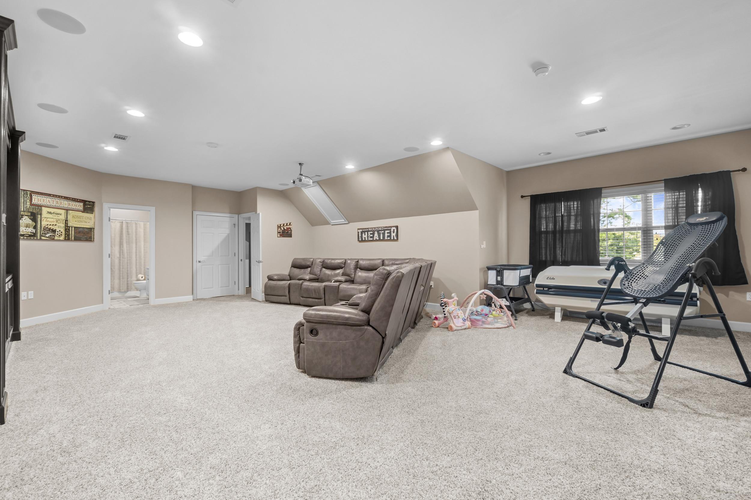 110 Grayson Cove Property Photo 24