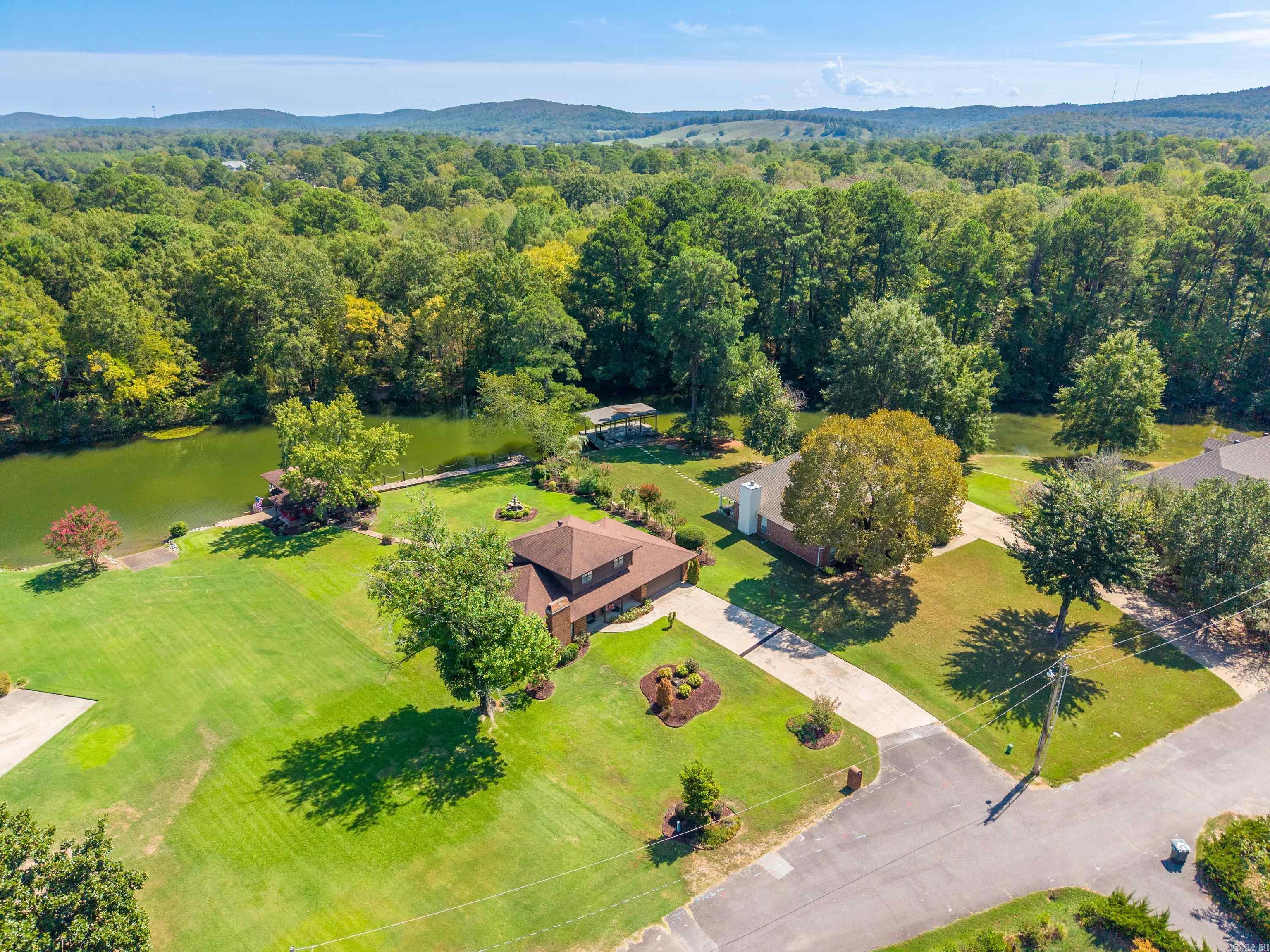 181 Tyler Cove Property Photo 46