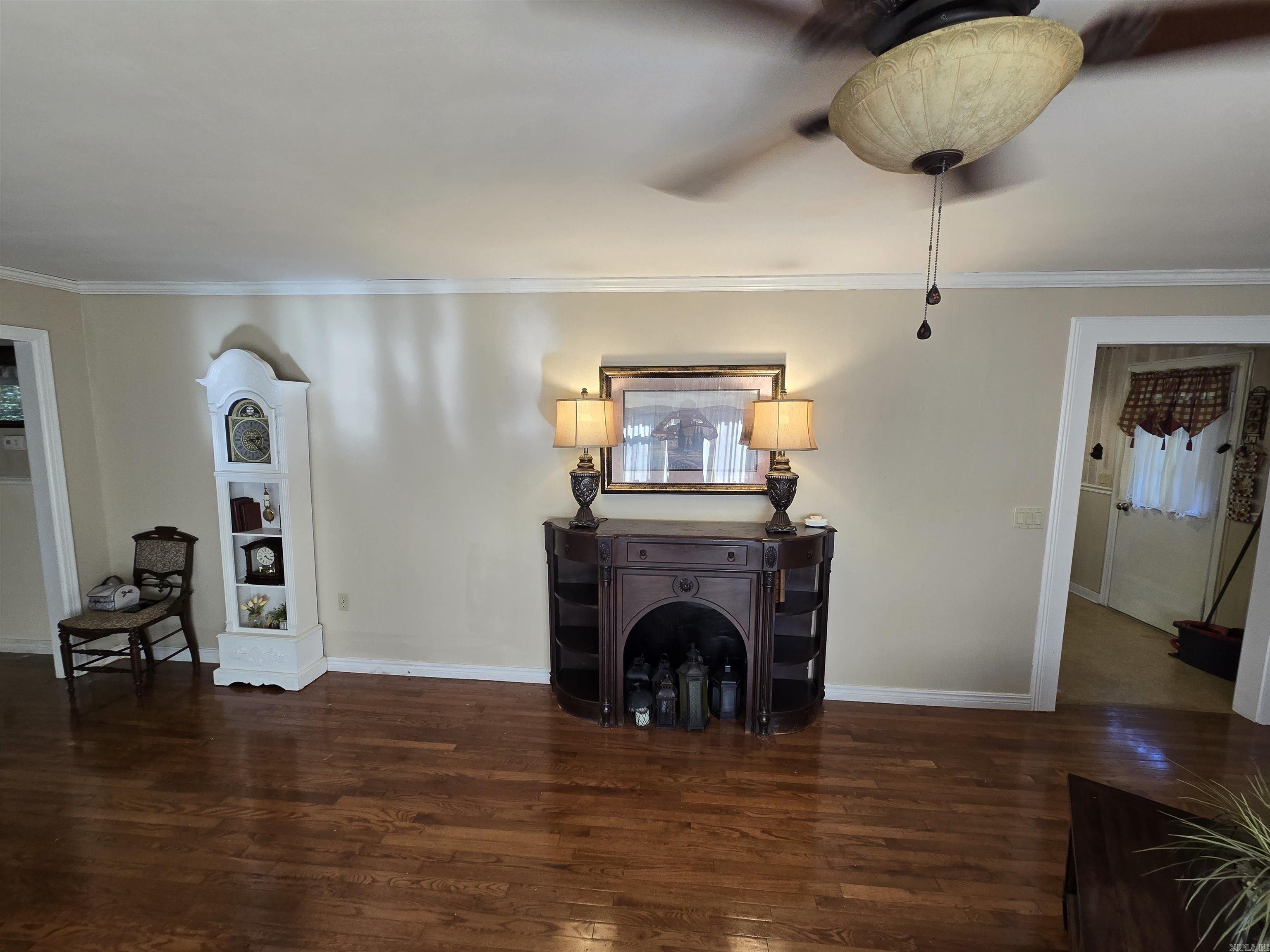 307 N Fifth Street Property Photo 9