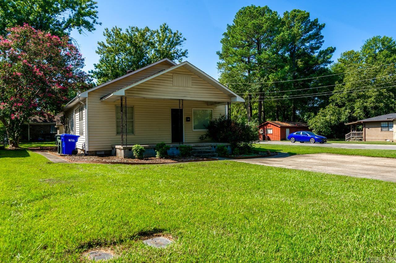 1855 A &B Robins Property Photo 1