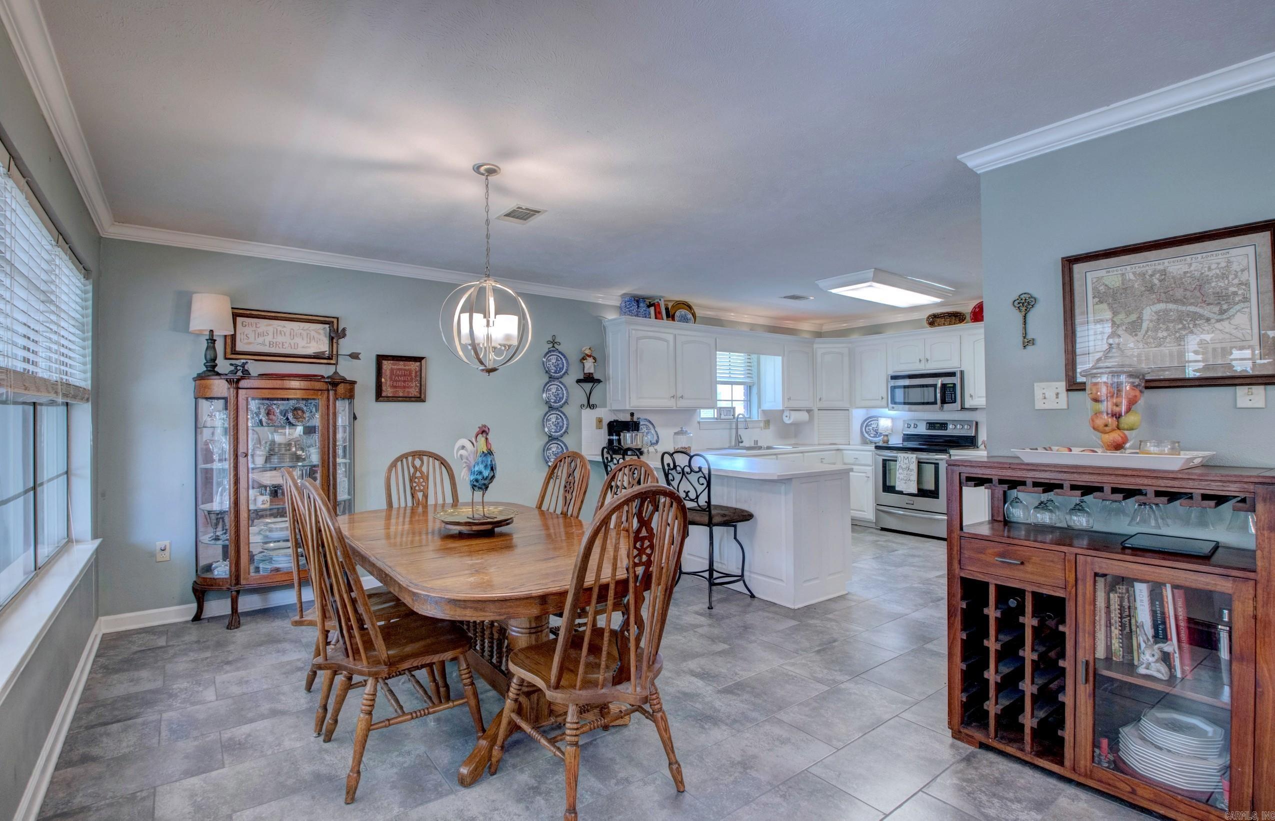 131 Deauville Drive Property Photo 11