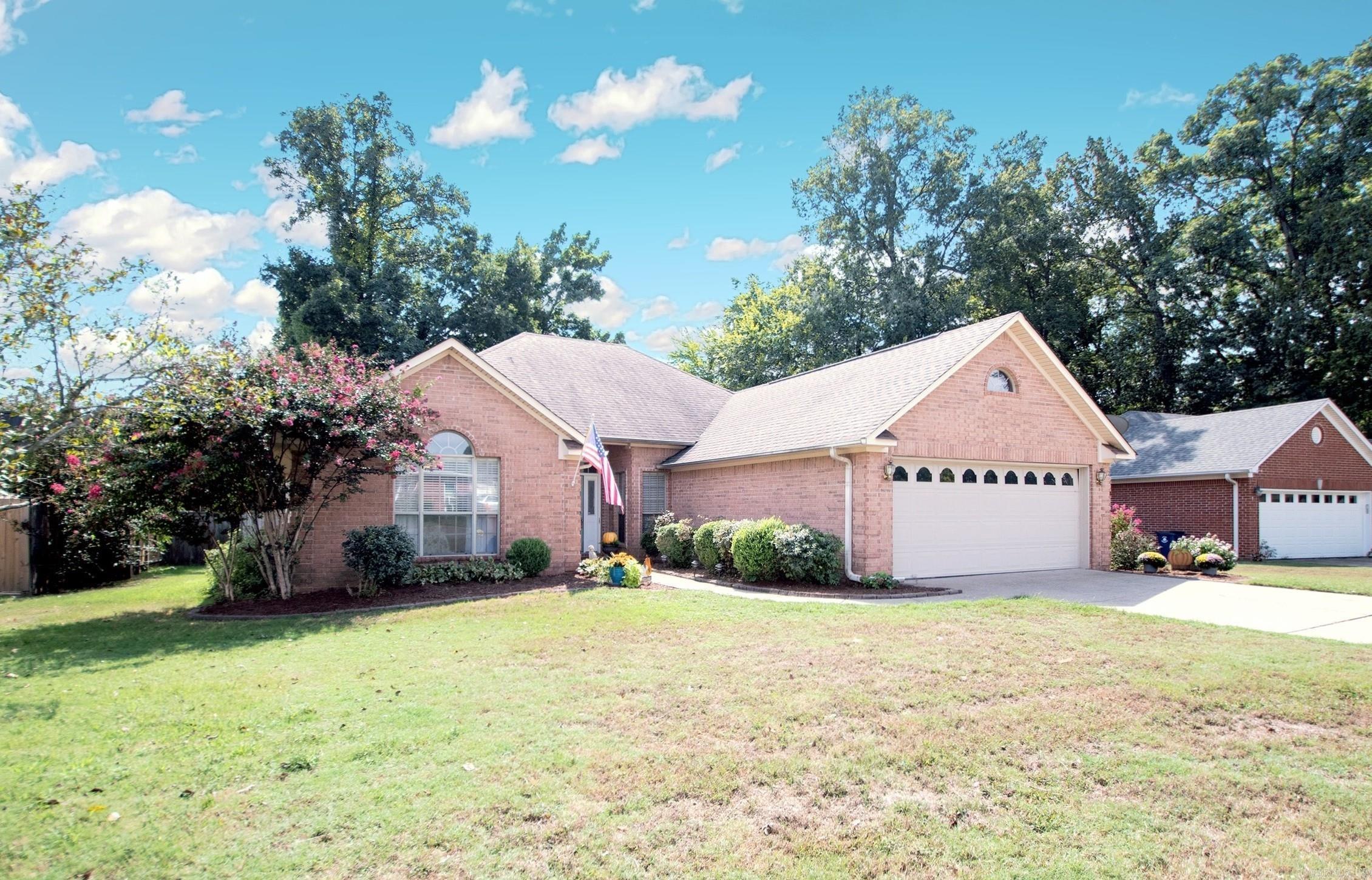 131 Deauville Drive Property Photo 38