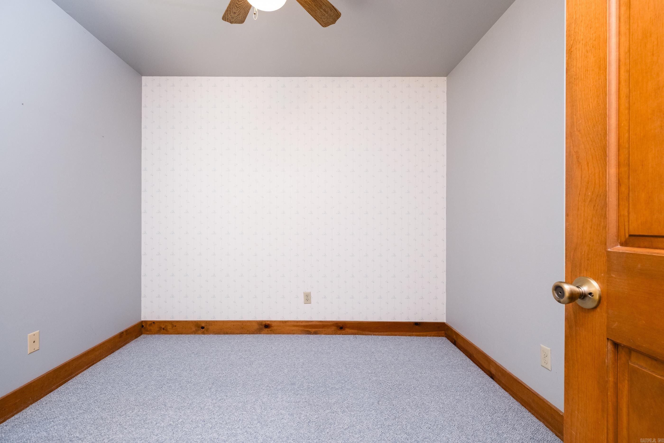 1204 North Point Lane Property Photo 21