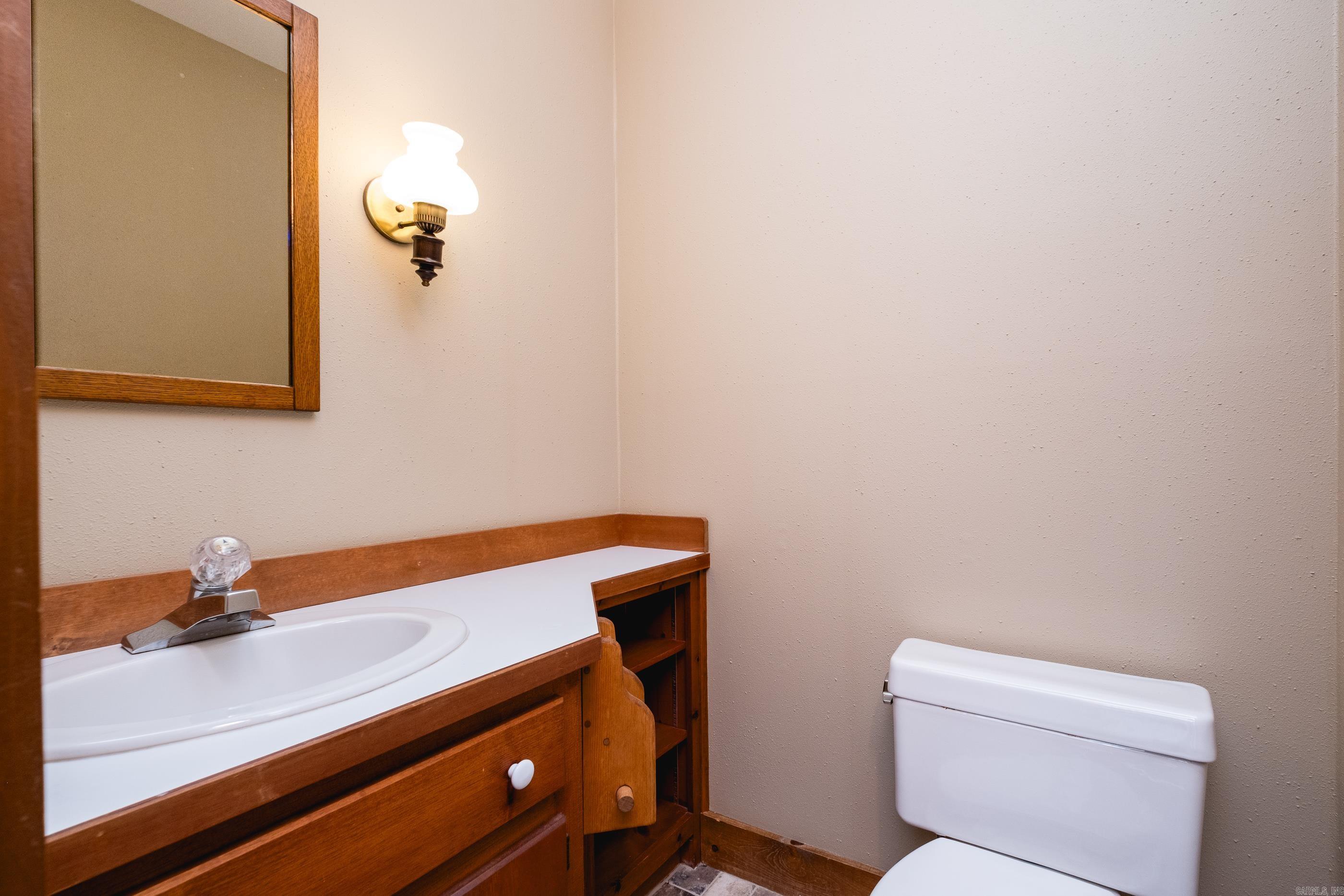 1204 North Point Lane Property Photo 22