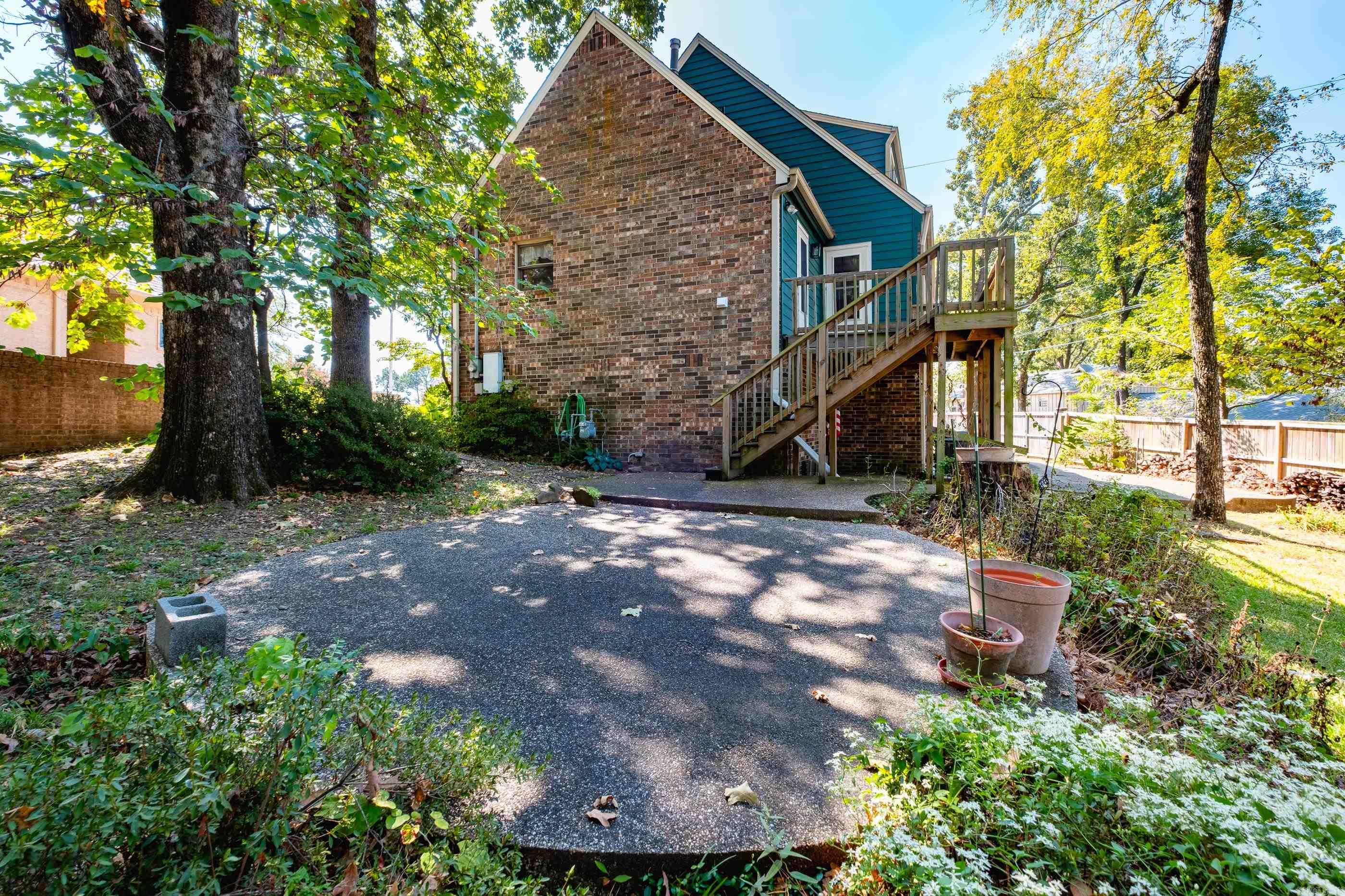 1204 North Point Lane Property Photo 34