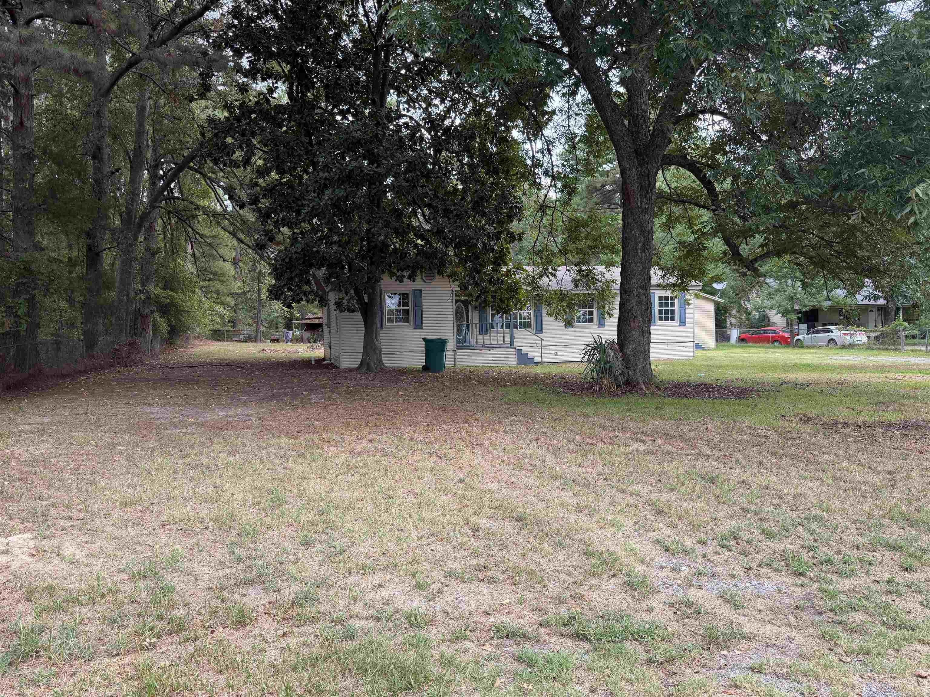 1304 Frye Lane Property Photo 1