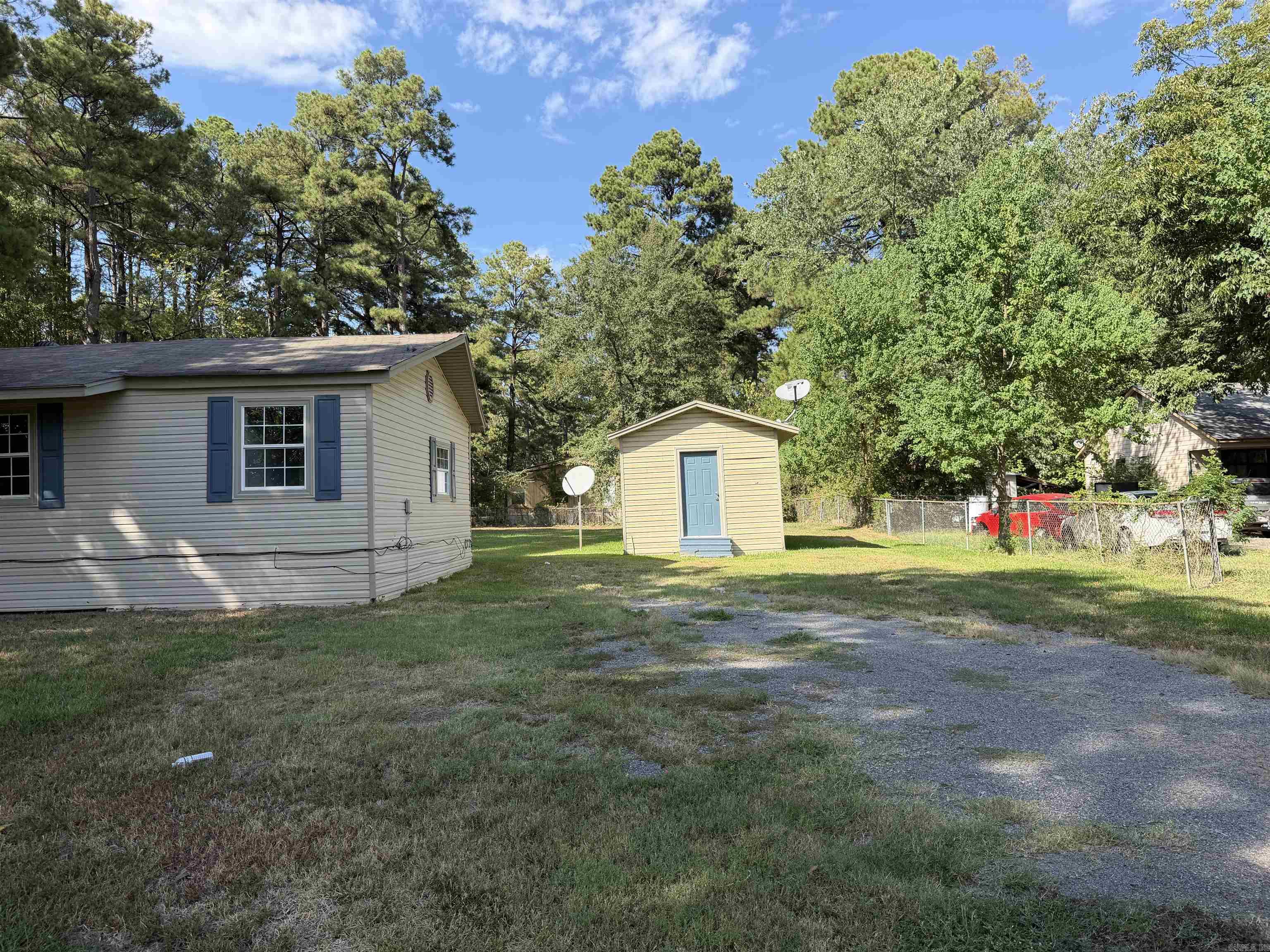 1304 Frye Lane Property Photo 4