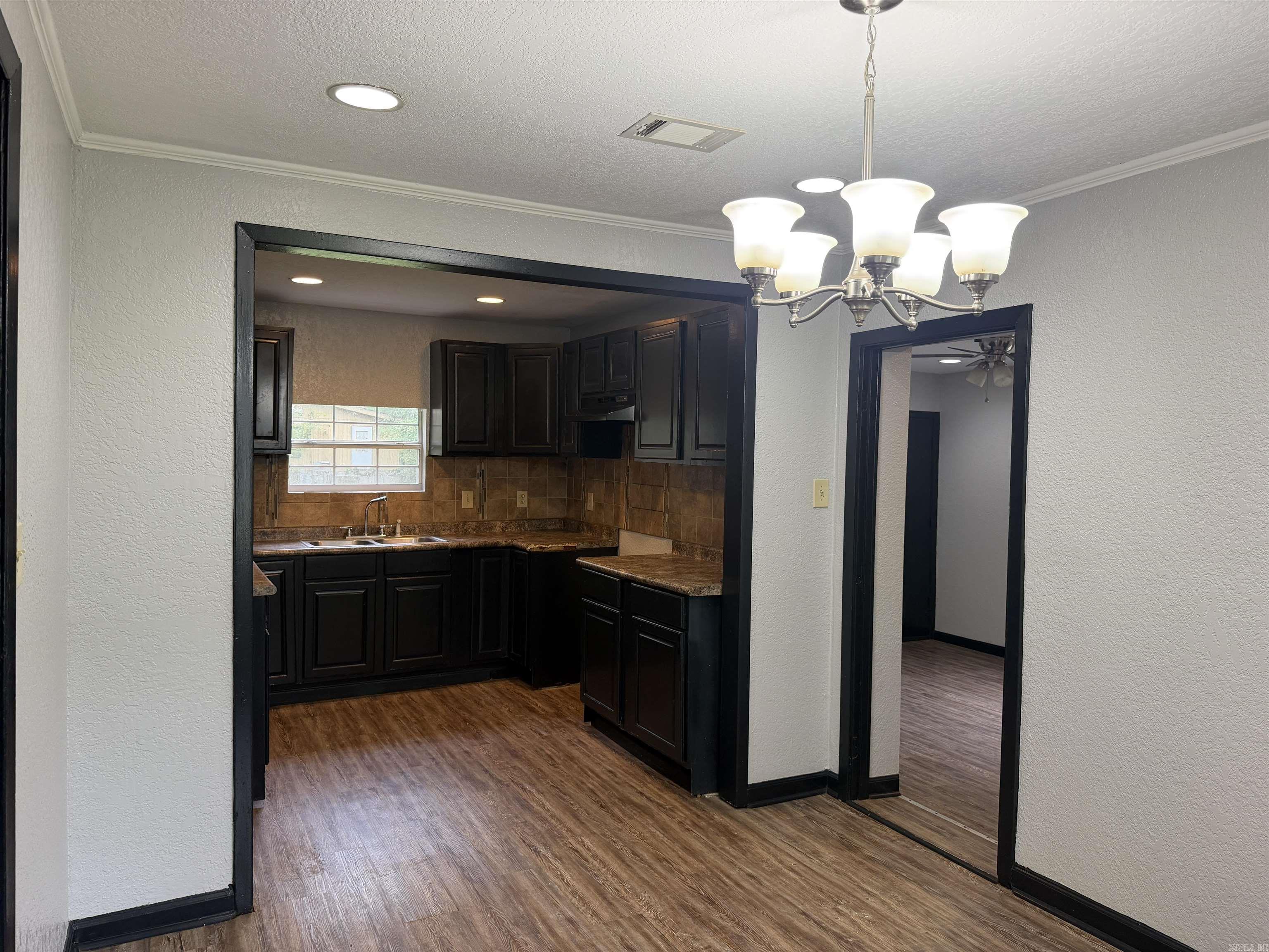 1304 Frye Lane Property Photo 8