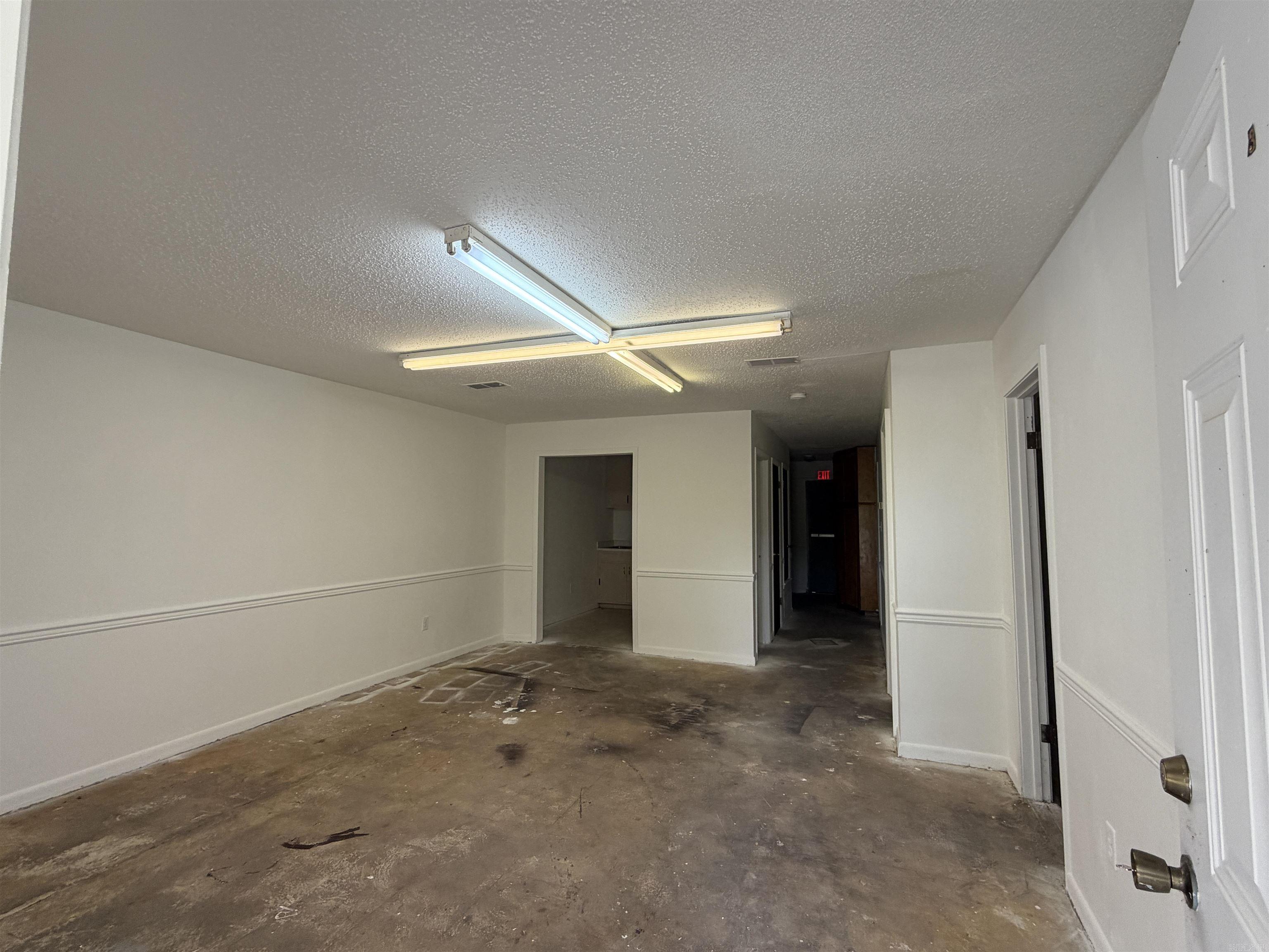3102 W 34th Property Photo 17