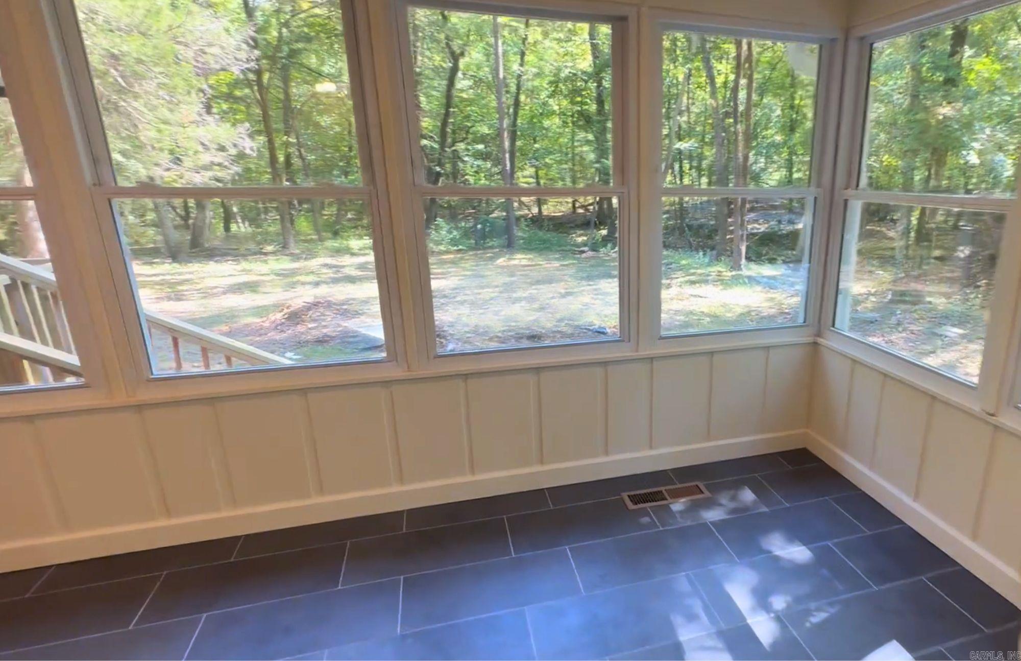 1574 Cove Creek Rd Property Photo 12
