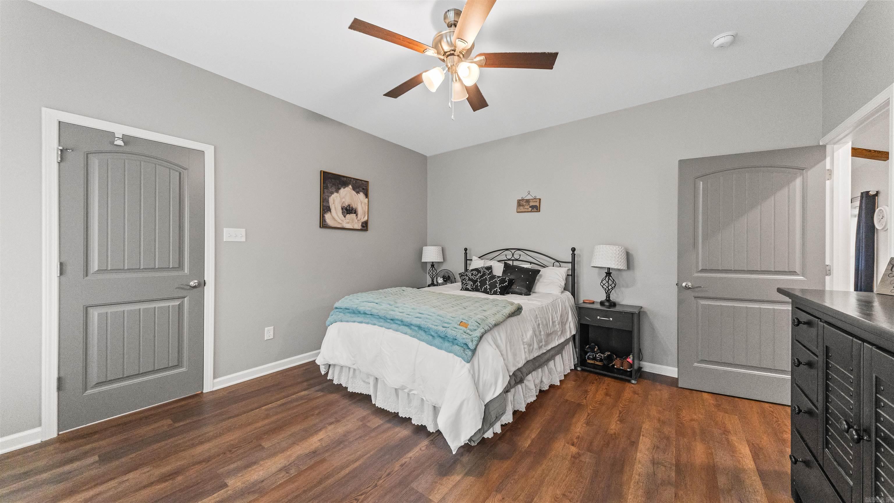 6080 Ziegler Road Property Photo 24