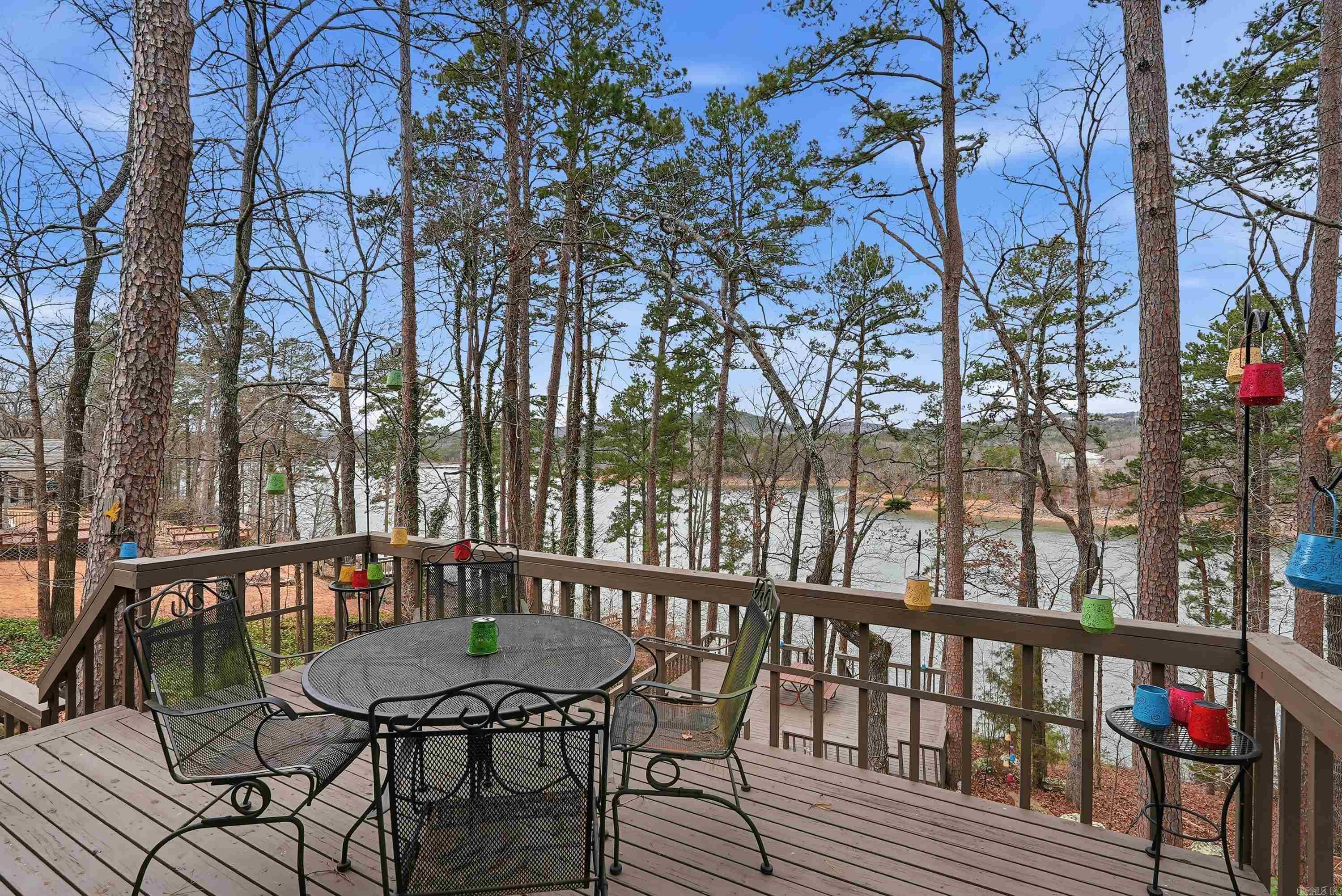 450 Davidson Cr. Property Photo 5