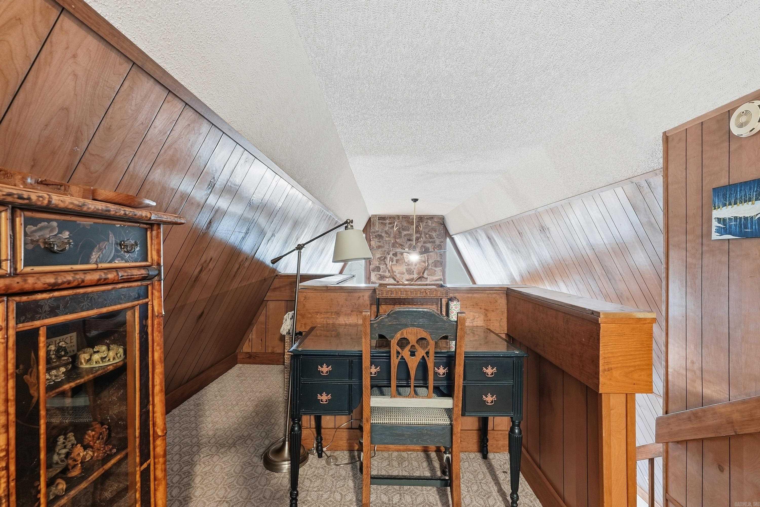 450 Davidson Cr. Property Photo 36