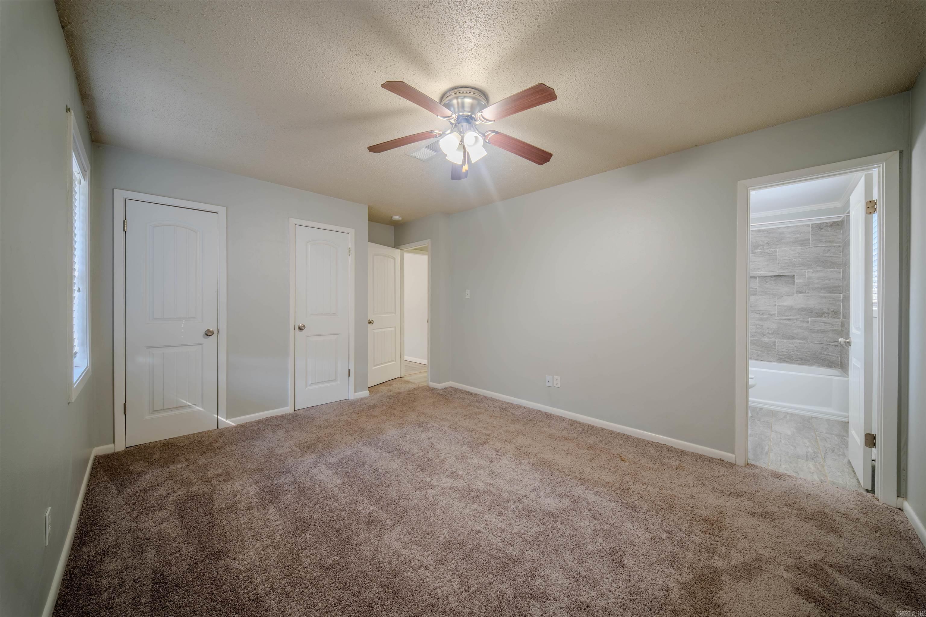 404 E Ingram Street Property Photo 15
