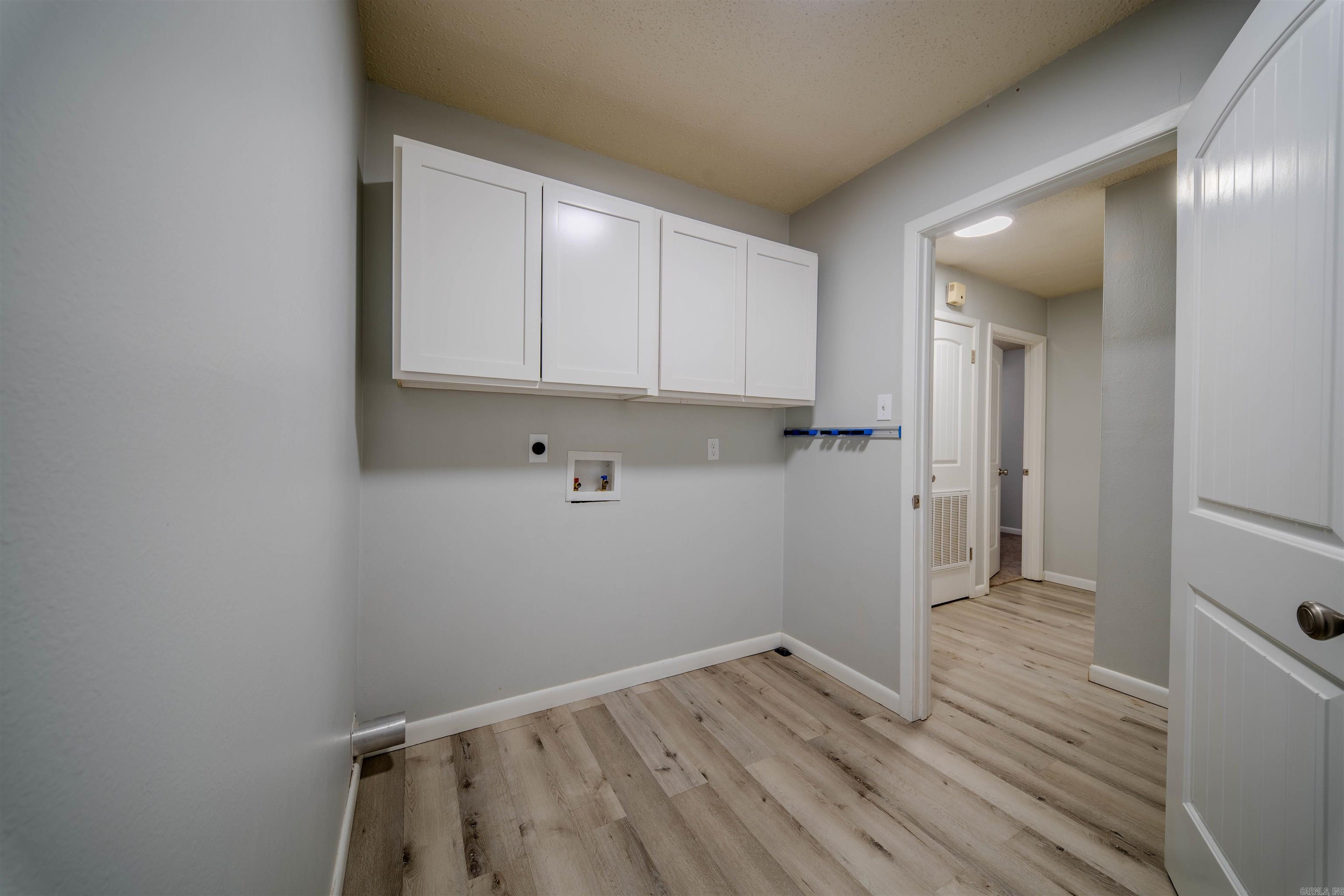404 E Ingram Street Property Photo 21
