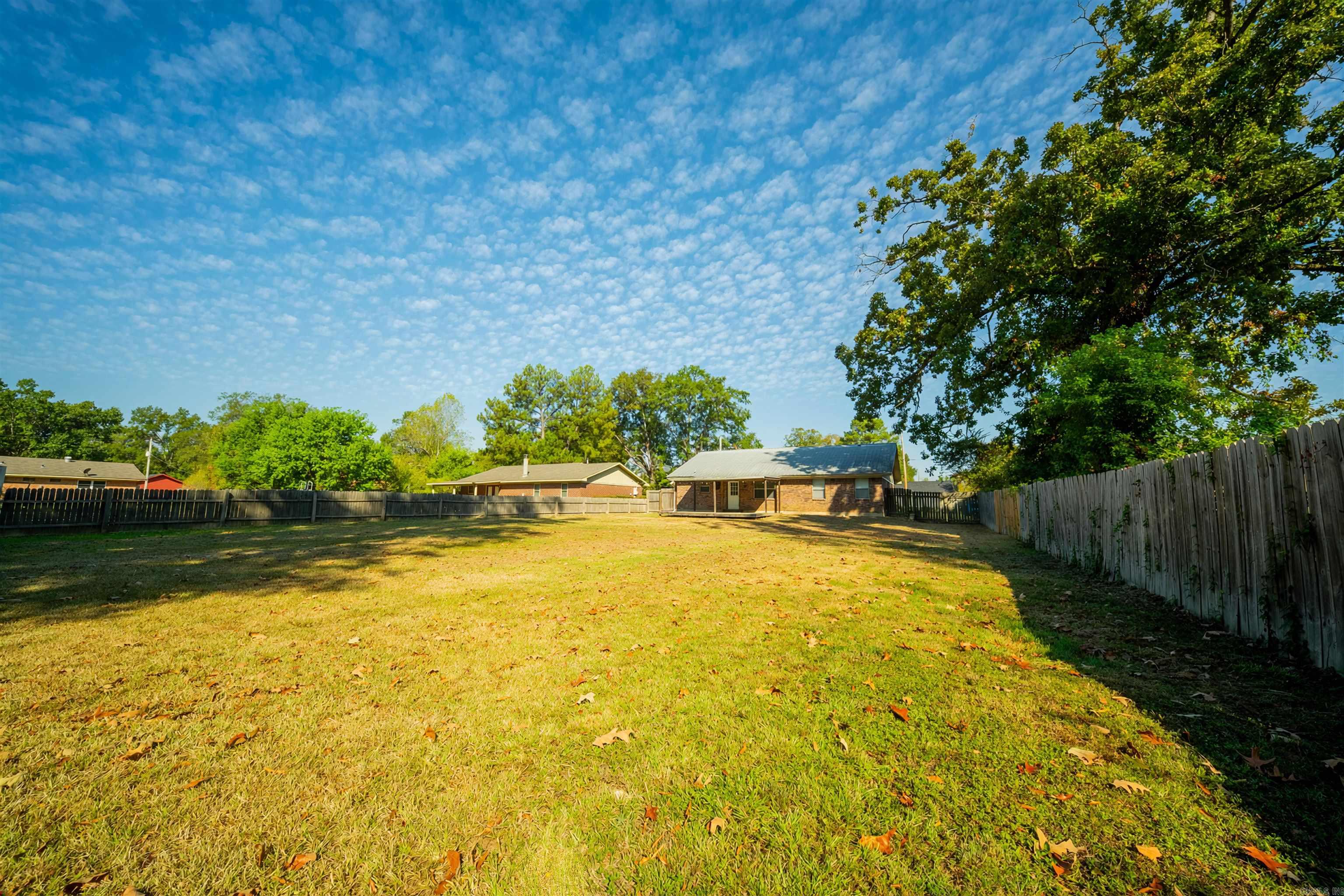 404 E Ingram Street Property Photo 38
