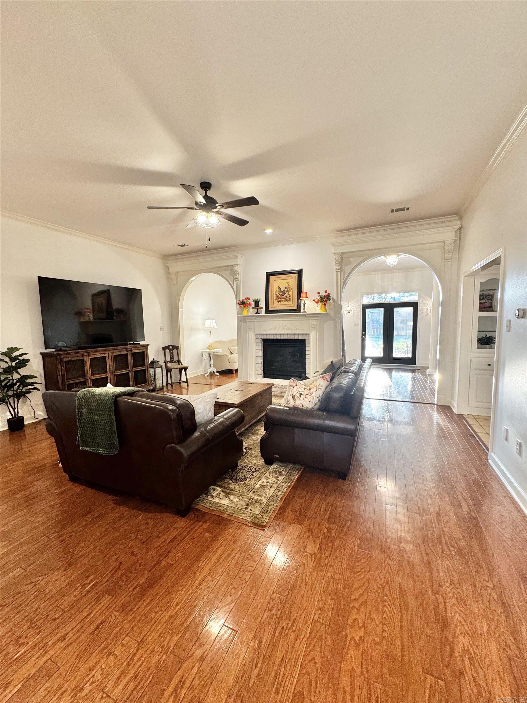 28 Weaver Circle Property Photo 6