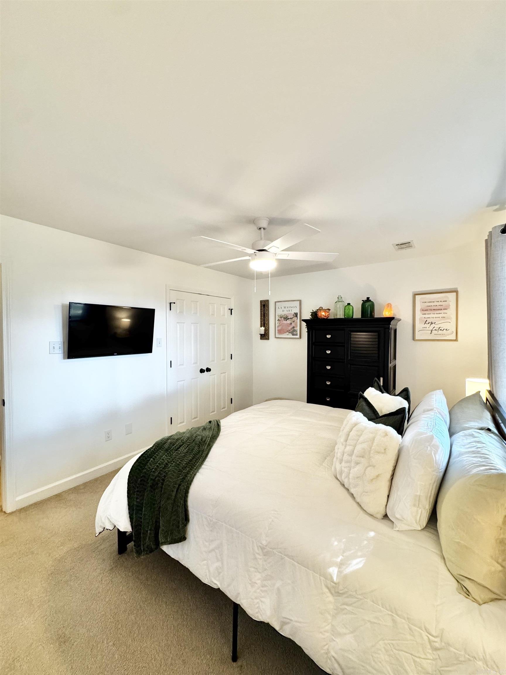 28 Weaver Circle Property Photo 16