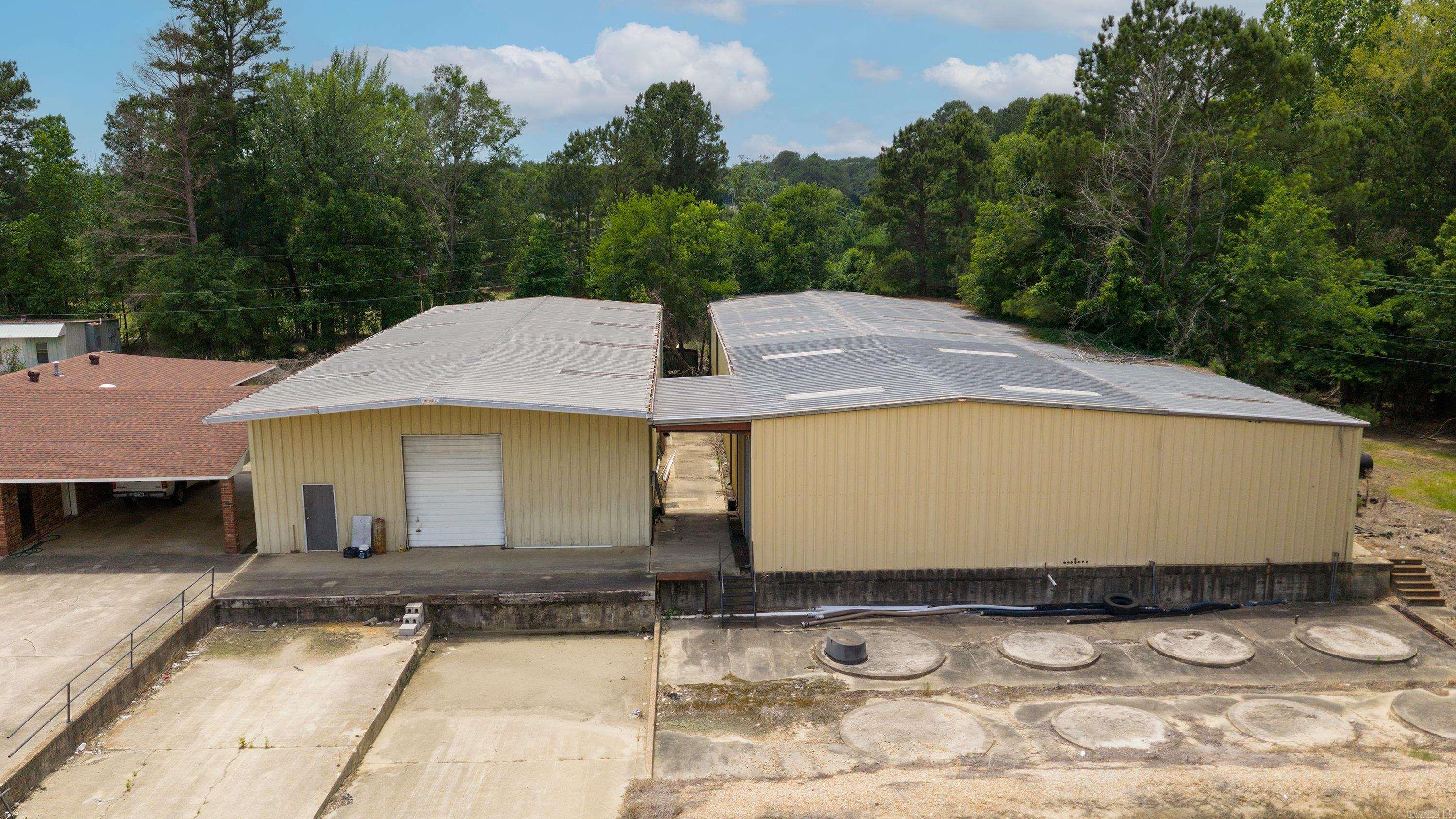 4030 Calion Hwy Property Photo 3