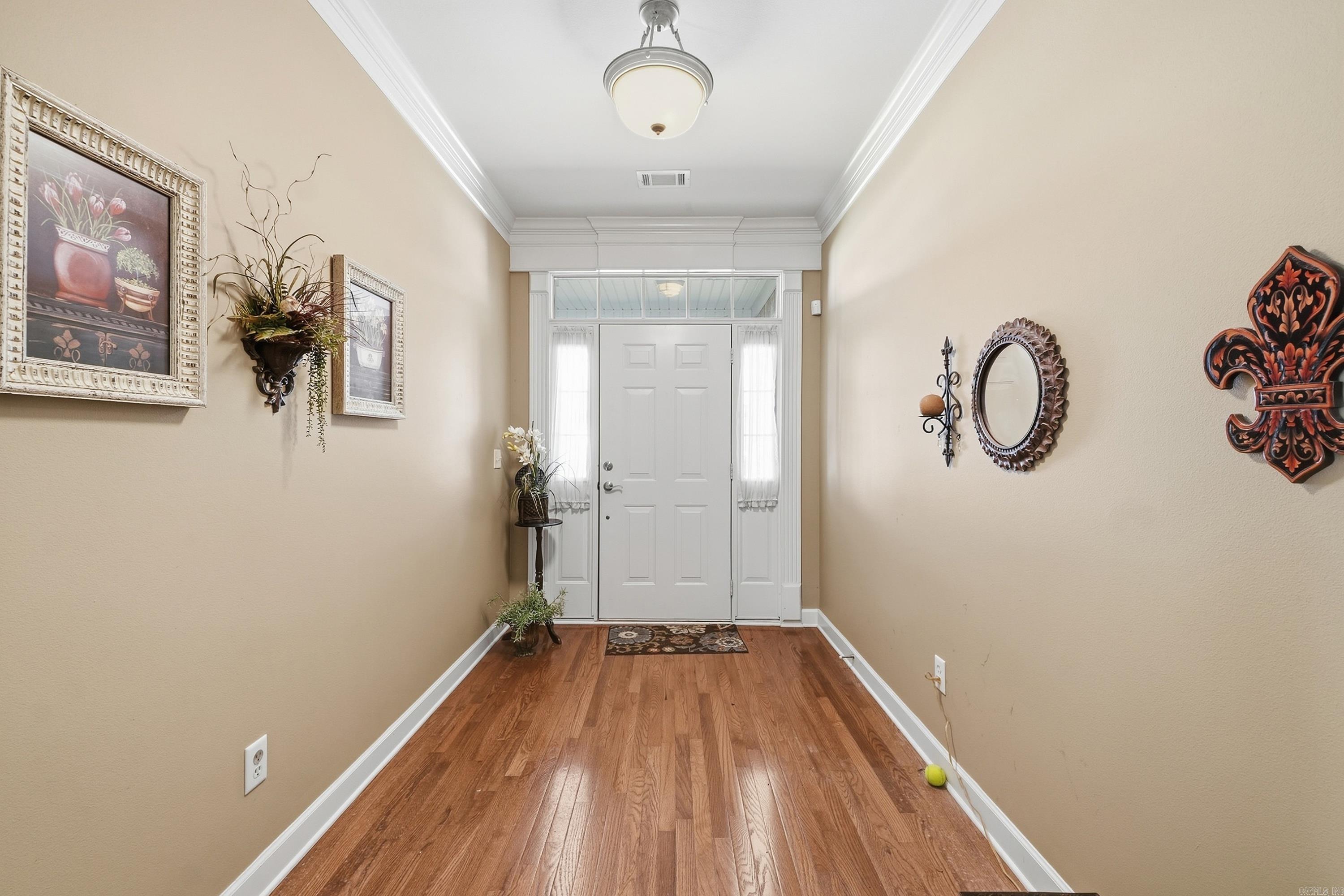42 Courtside Place Property Photo 3