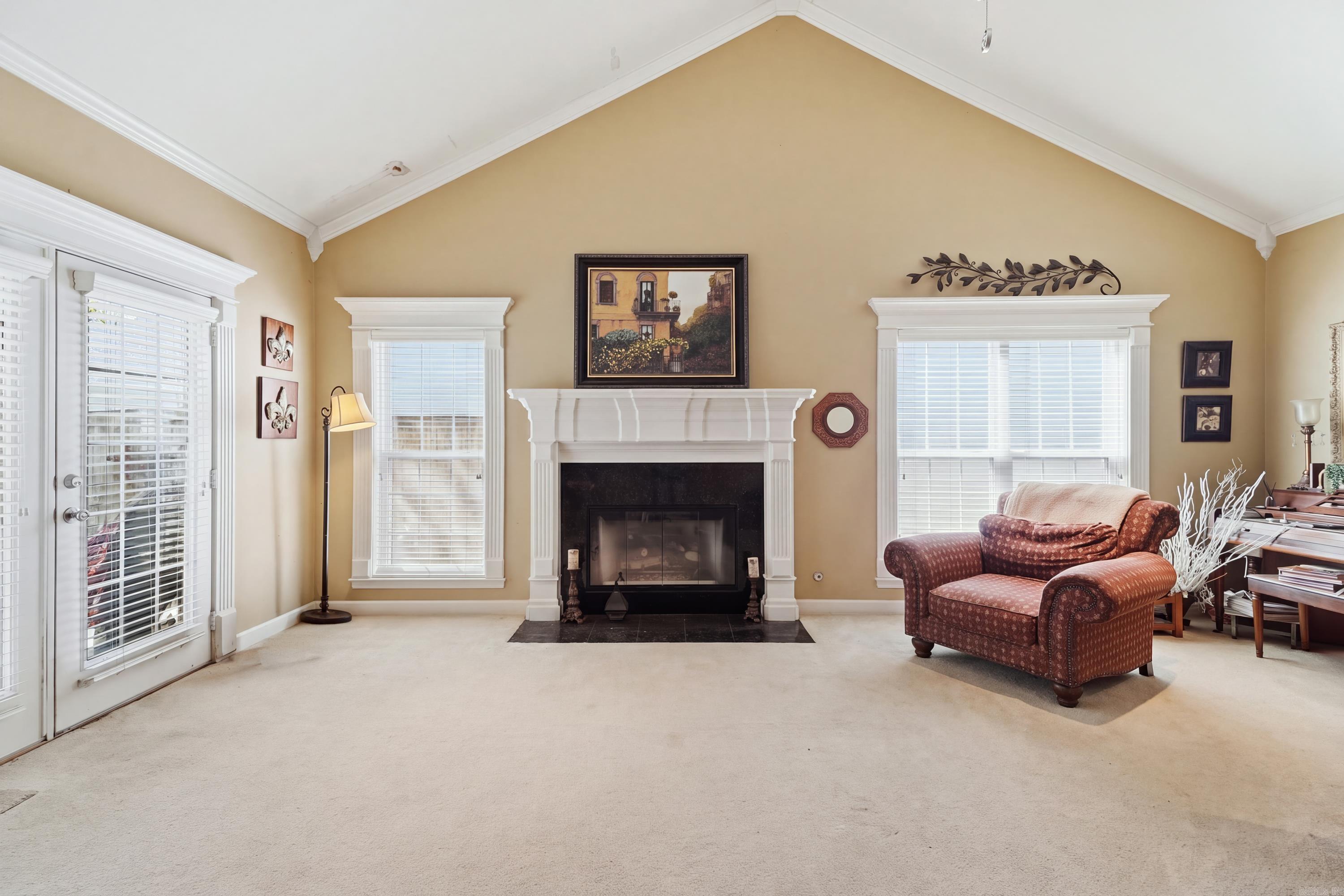 42 Courtside Place Property Photo 4