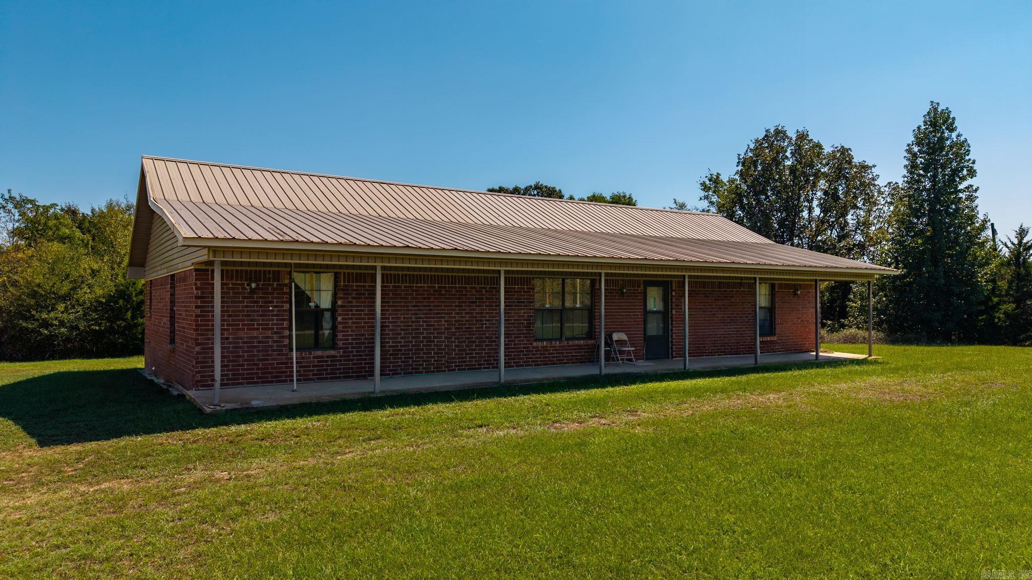 250 Bluegrass Rd Property Photo 1
