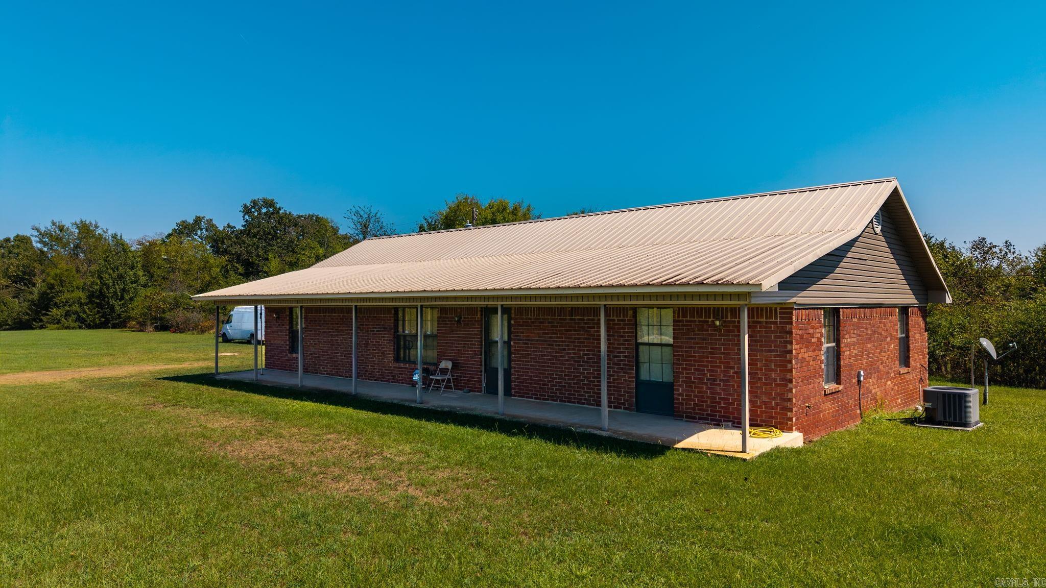 250 Bluegrass Rd Property Photo 3