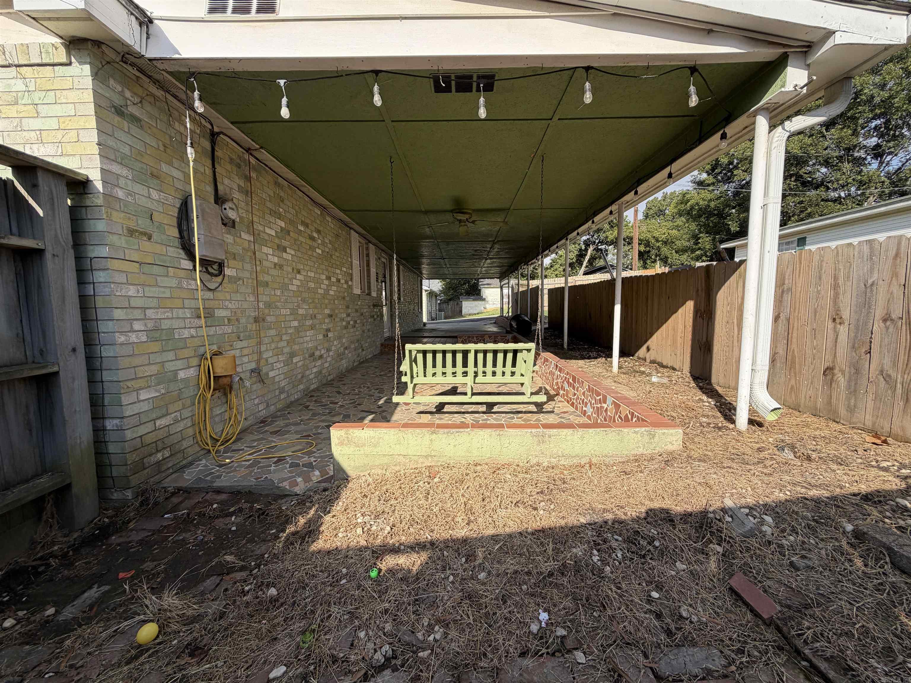 939 W Court Street Property Photo 5