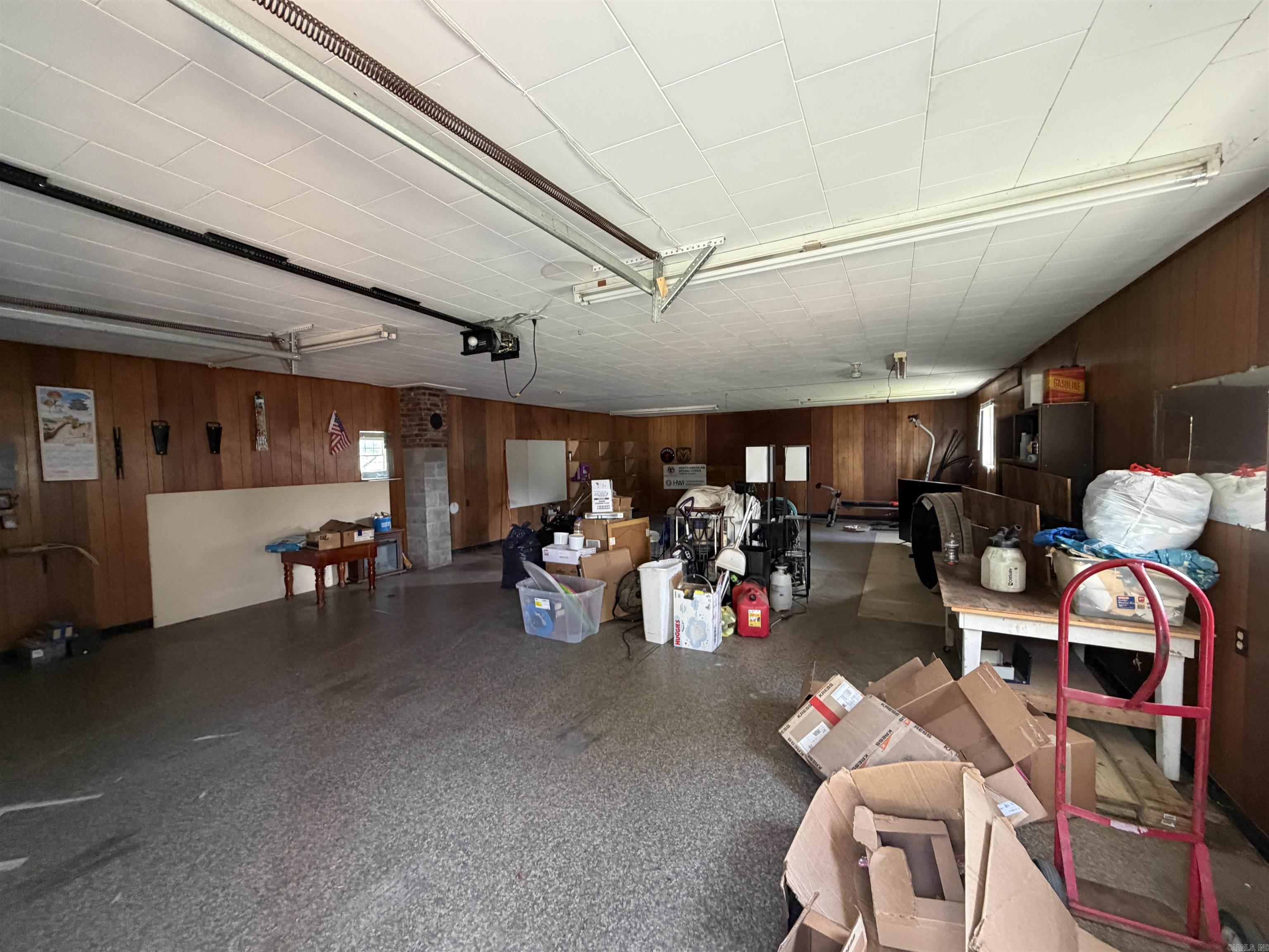 939 W Court Street Property Photo 10