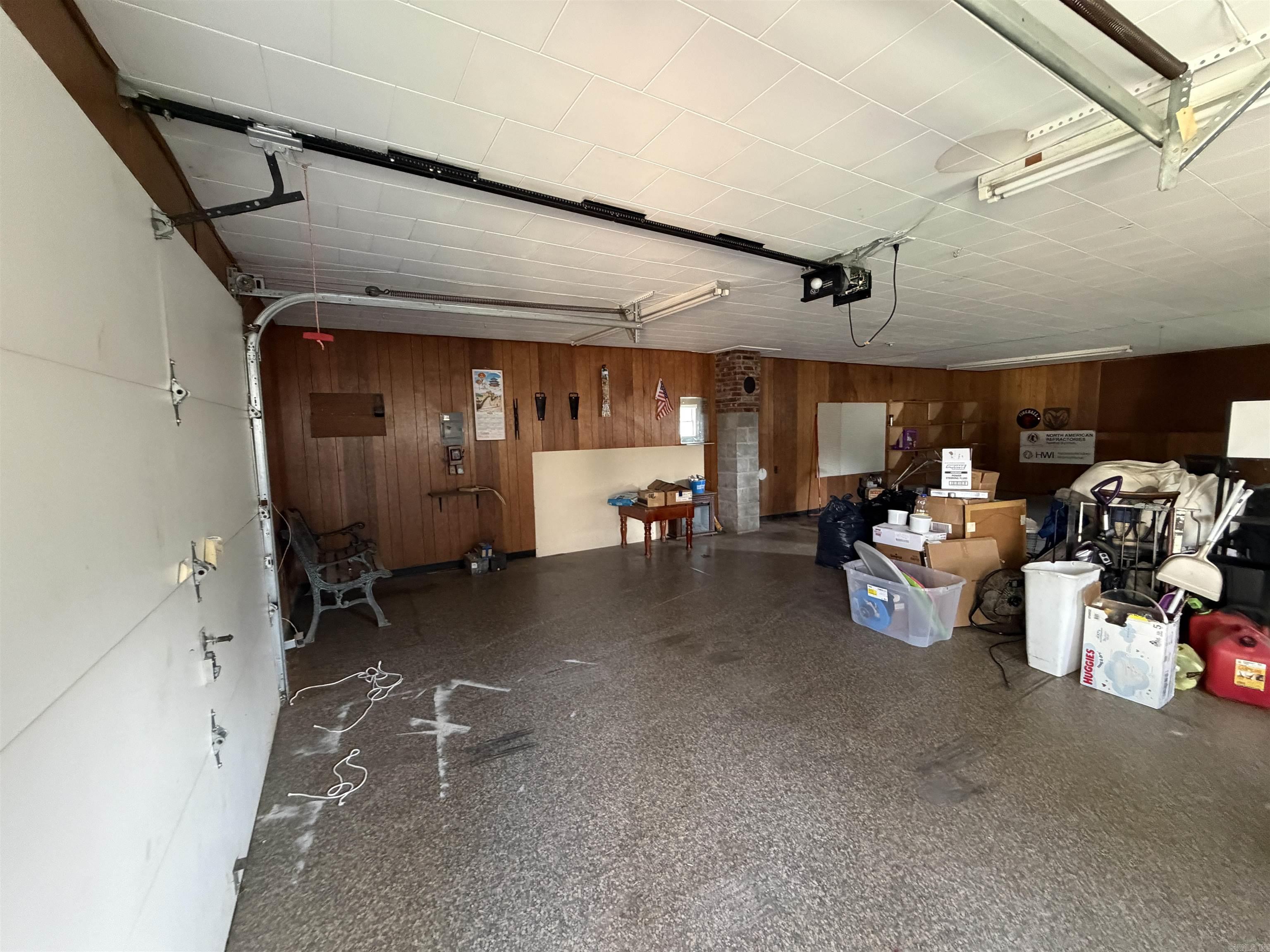 939 W Court Street Property Photo 11