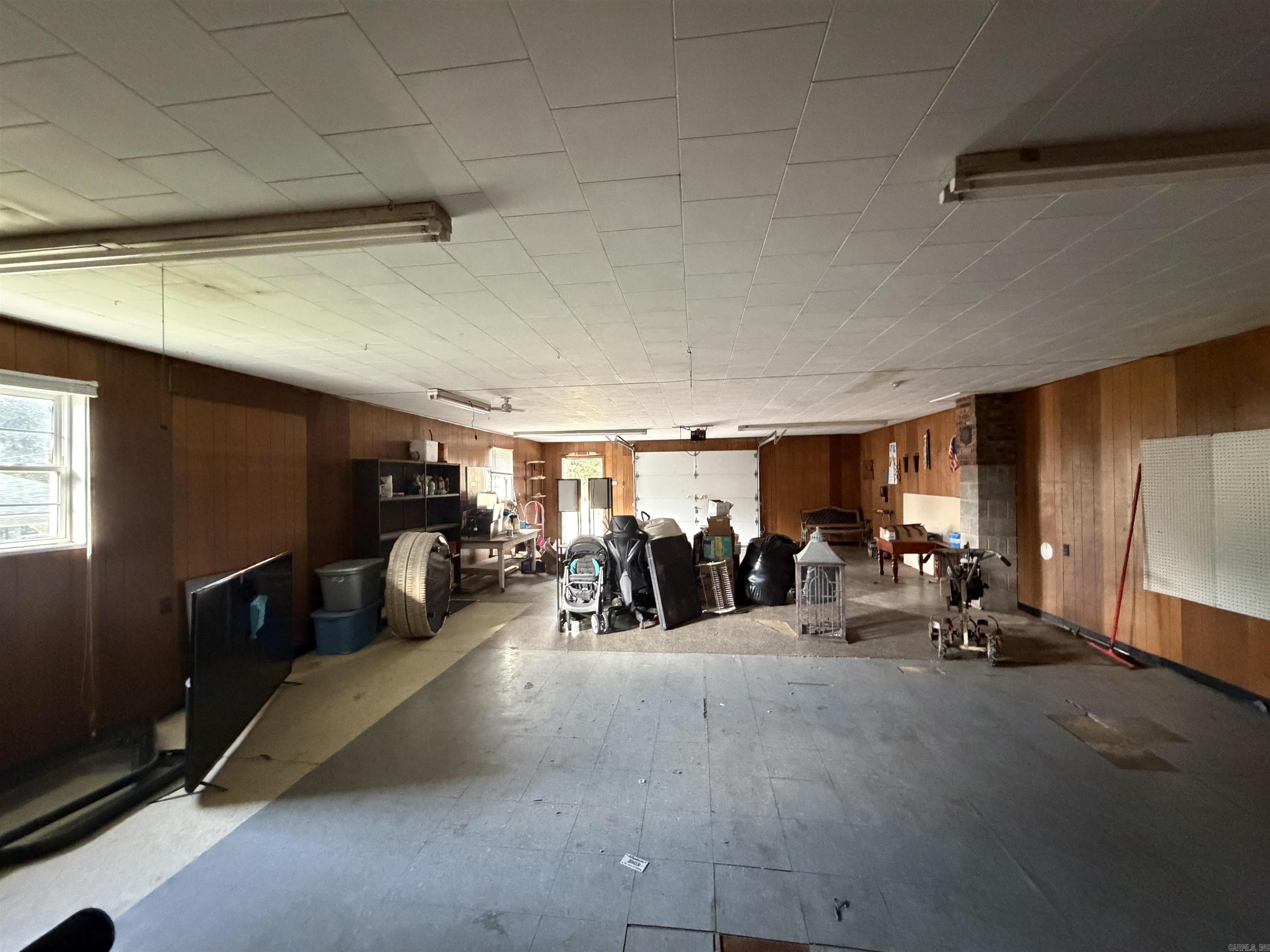 939 W Court Street Property Photo 13