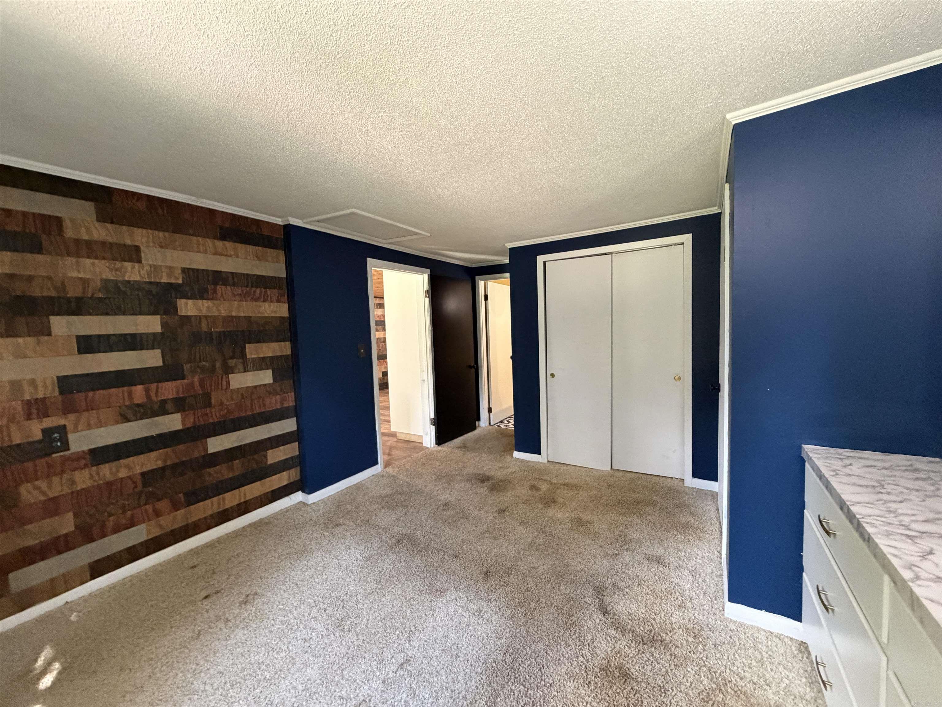 939 W Court Street Property Photo 25