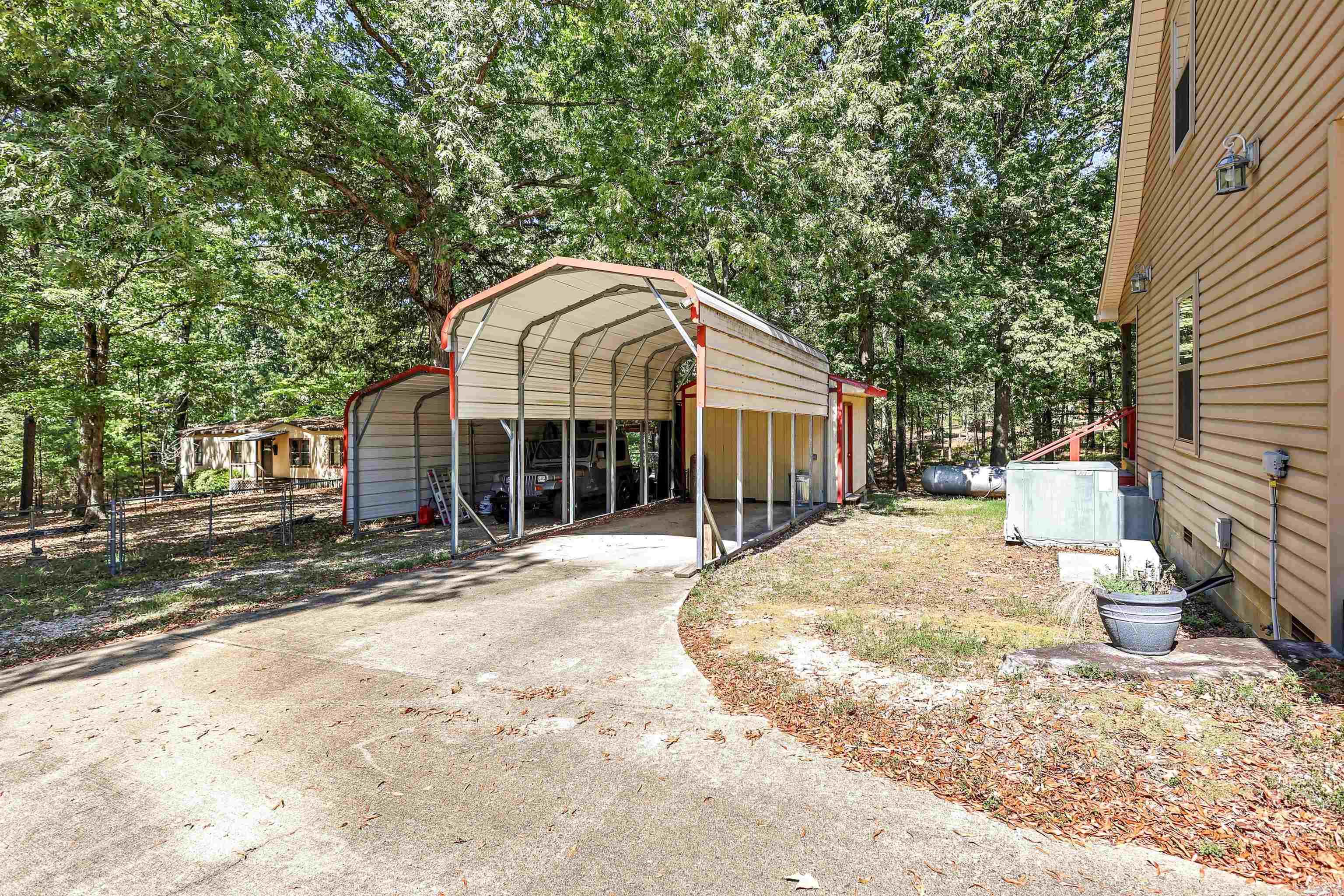56 Oakwood Road Property Photo 43