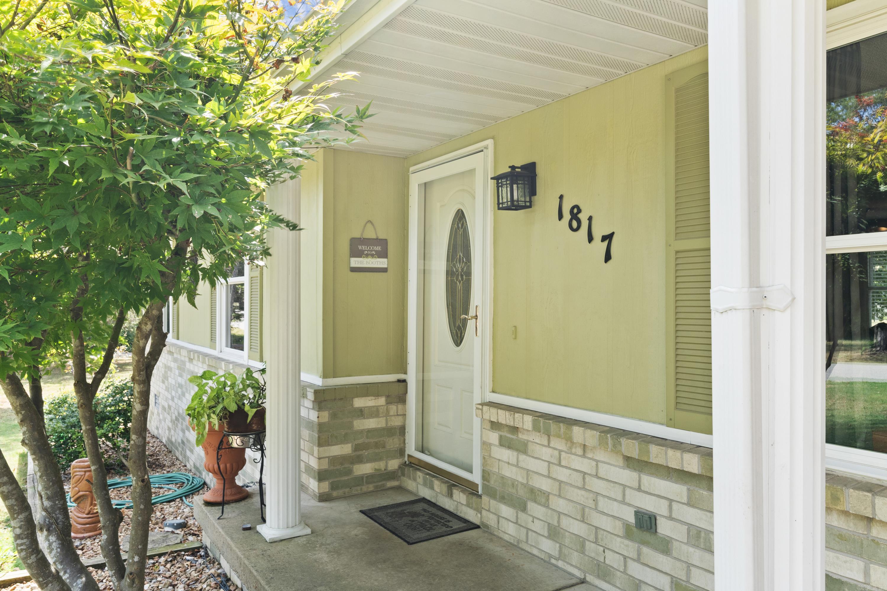 1817 Eagle Drive Property Photo 4