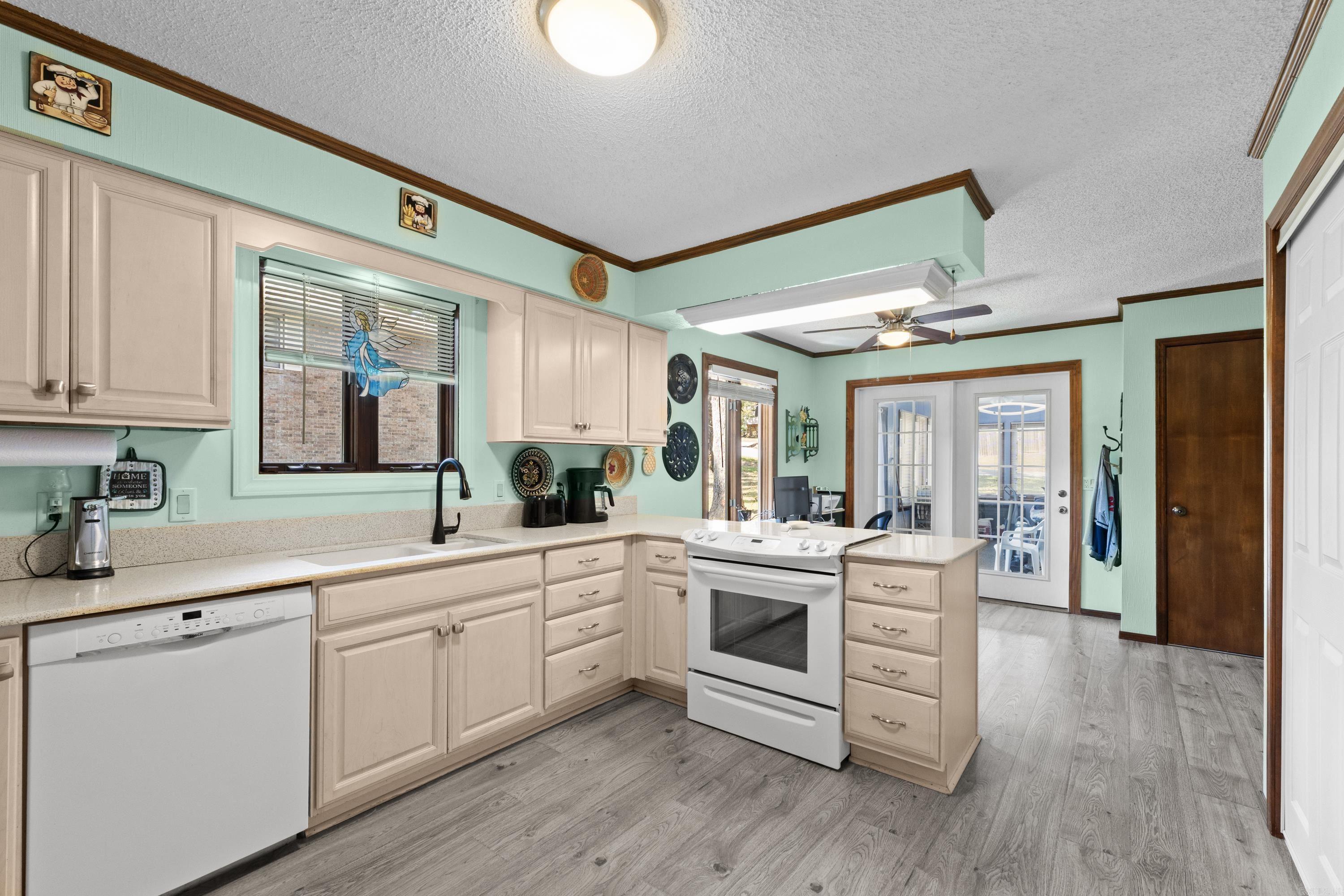 1817 Eagle Drive Property Photo 13