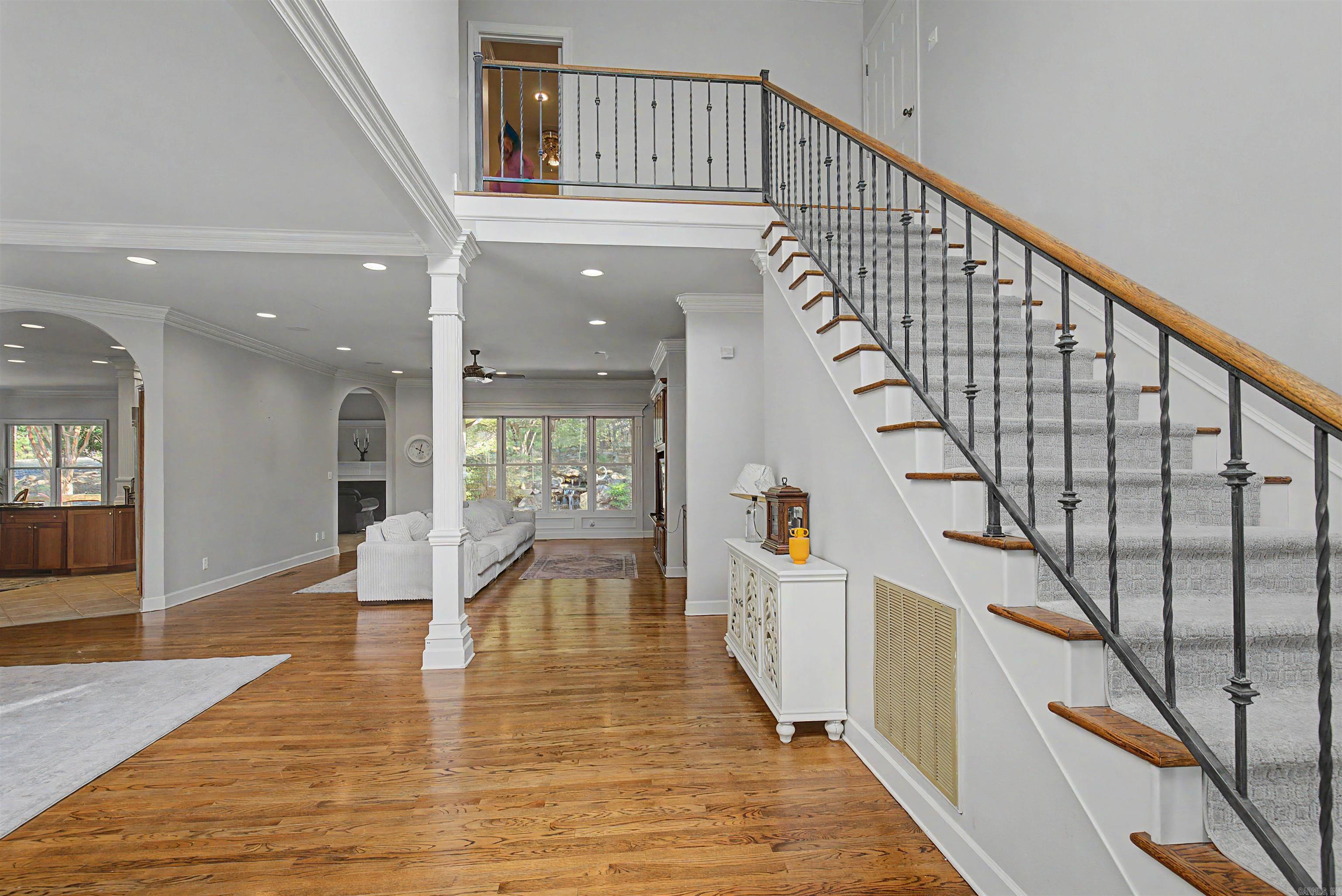 13 Somersett Dr Property Photo 5