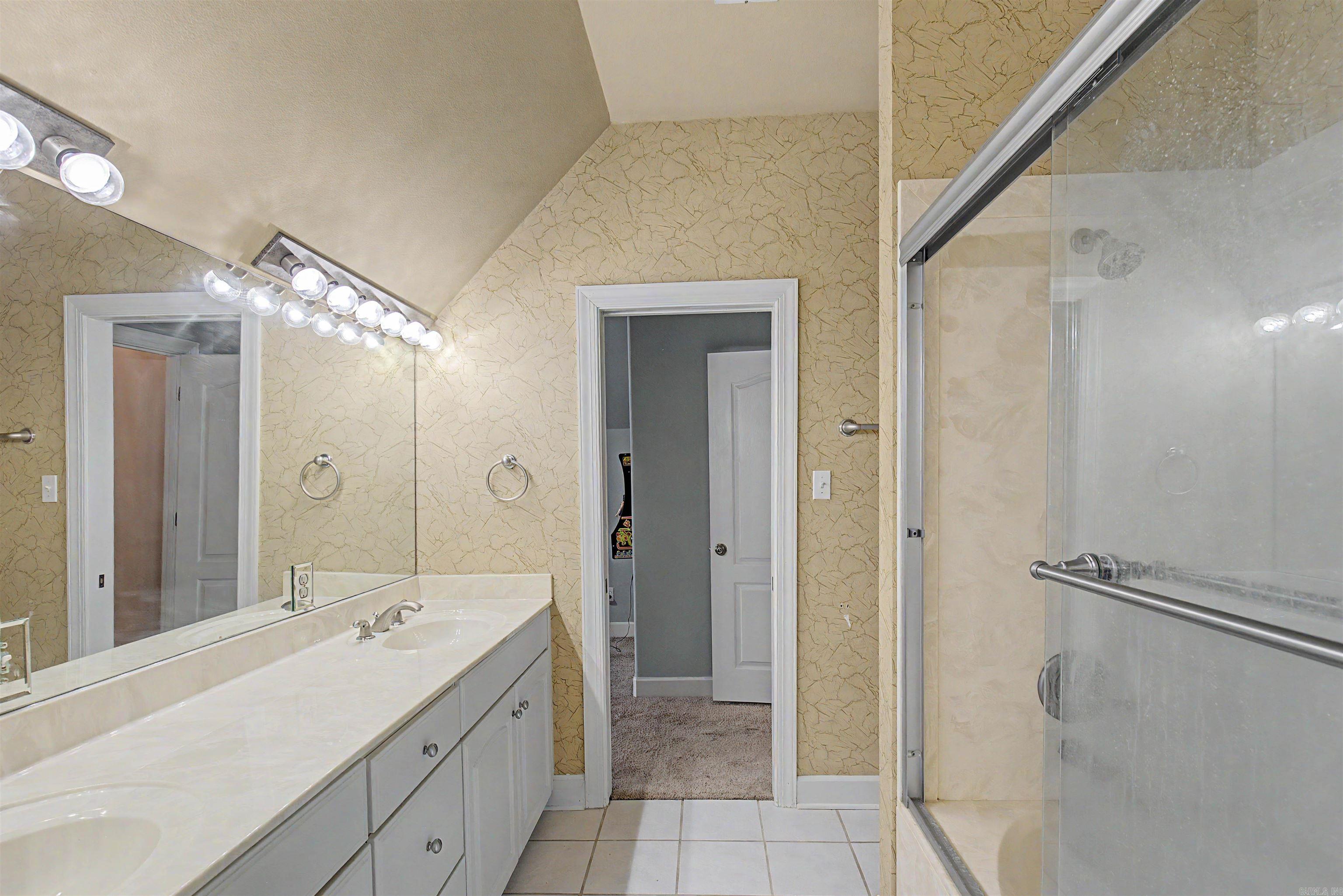 13 Somersett Dr Property Photo 34