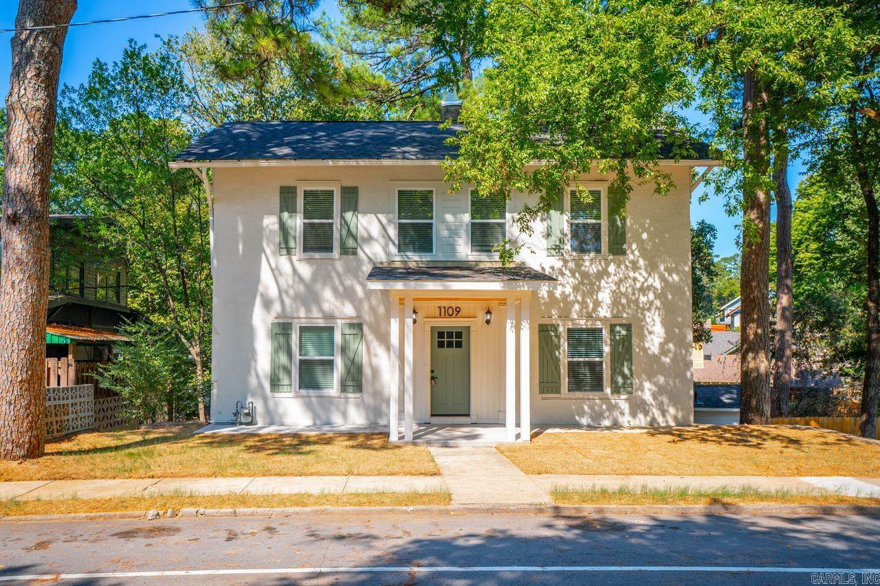 1109 Kavanaugh Boulevard Property Photo 3