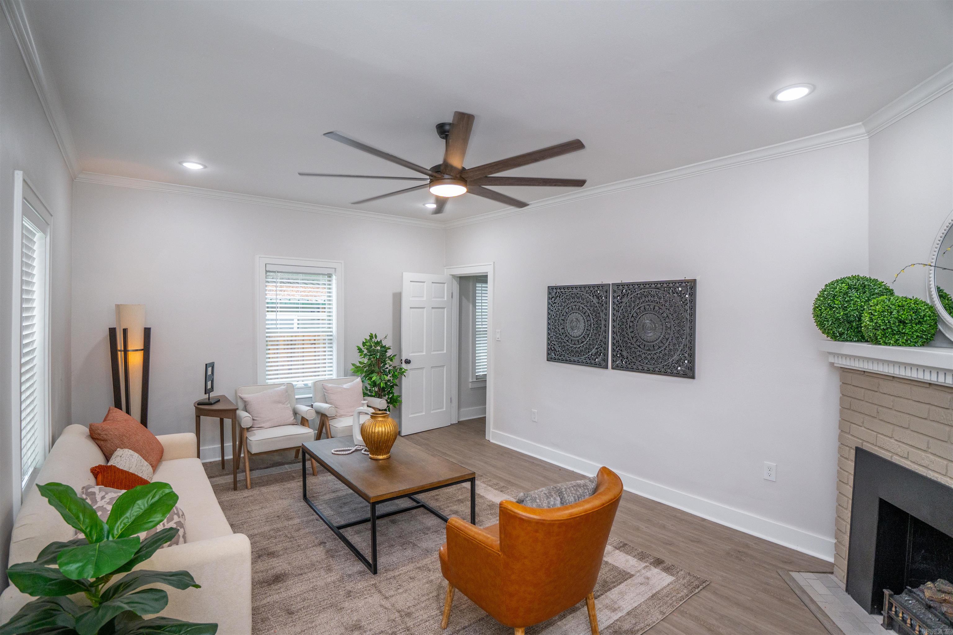 1109 Kavanaugh Boulevard Property Photo 6