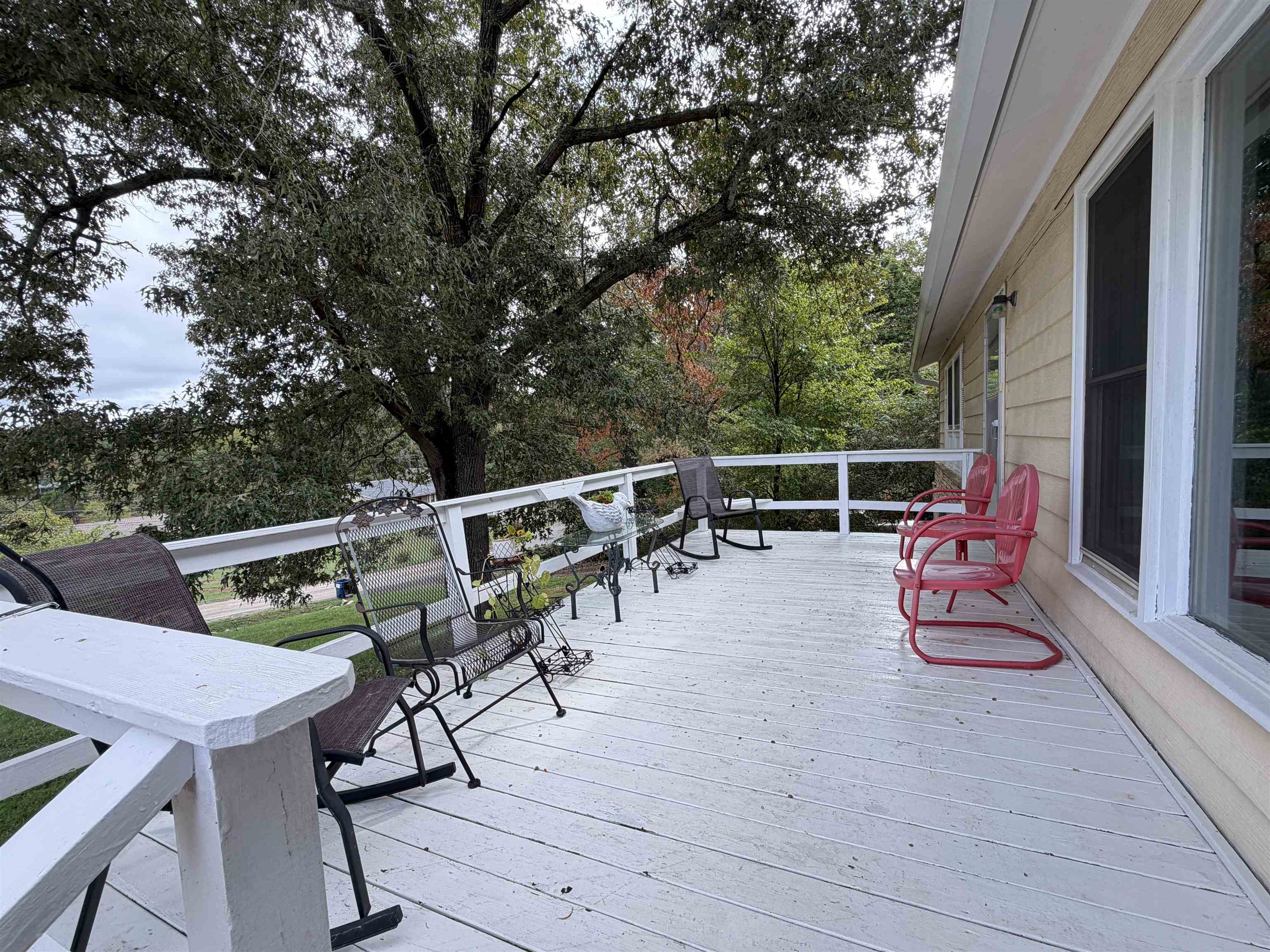 10 Yosemite Drive Property Photo 3