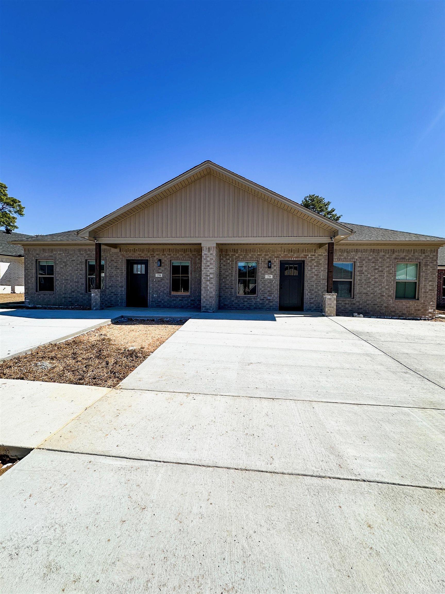 1513 Mary Kay Boulevard Property Photo 1
