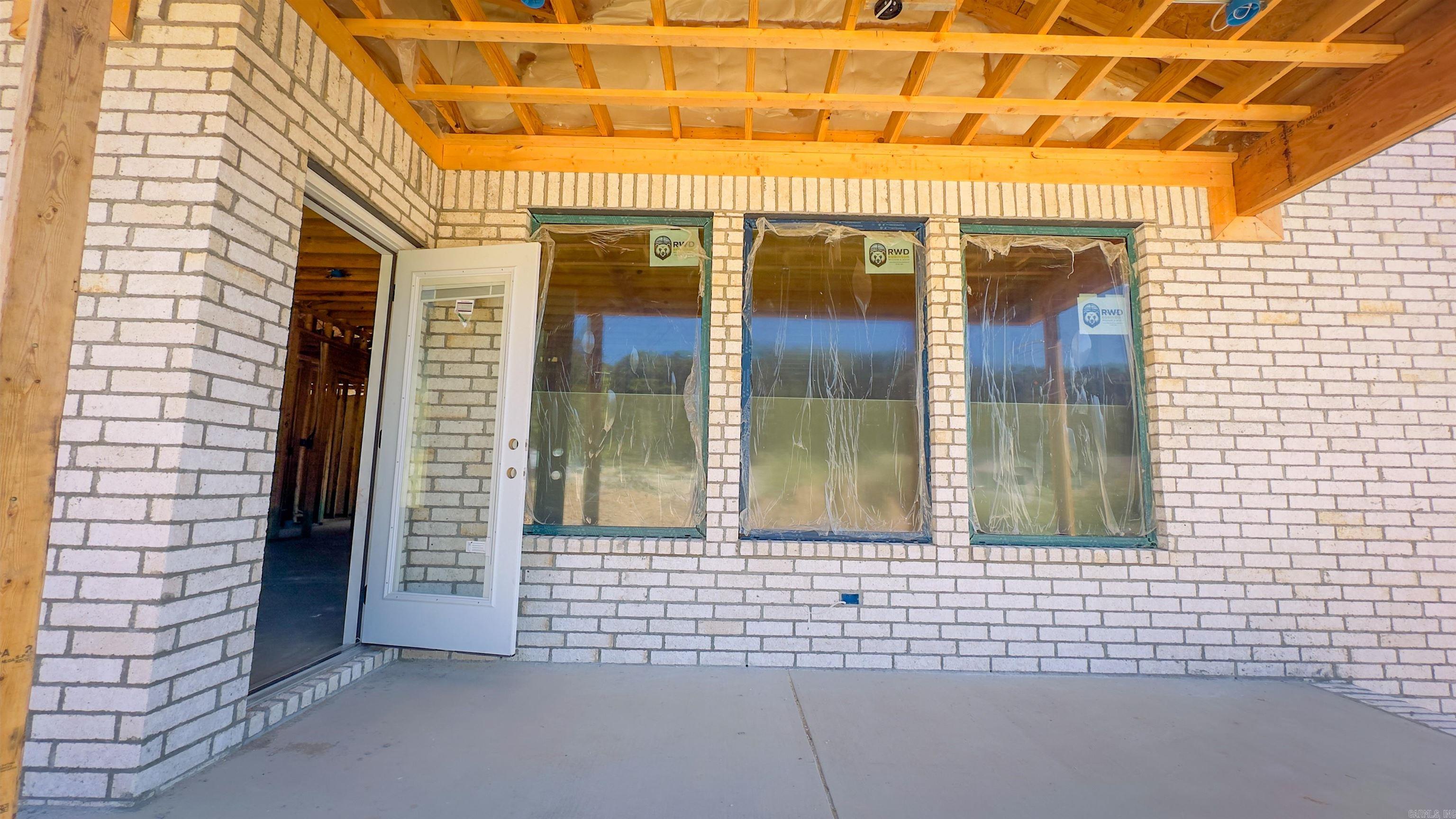 5913 Utah Cove Property Photo 9