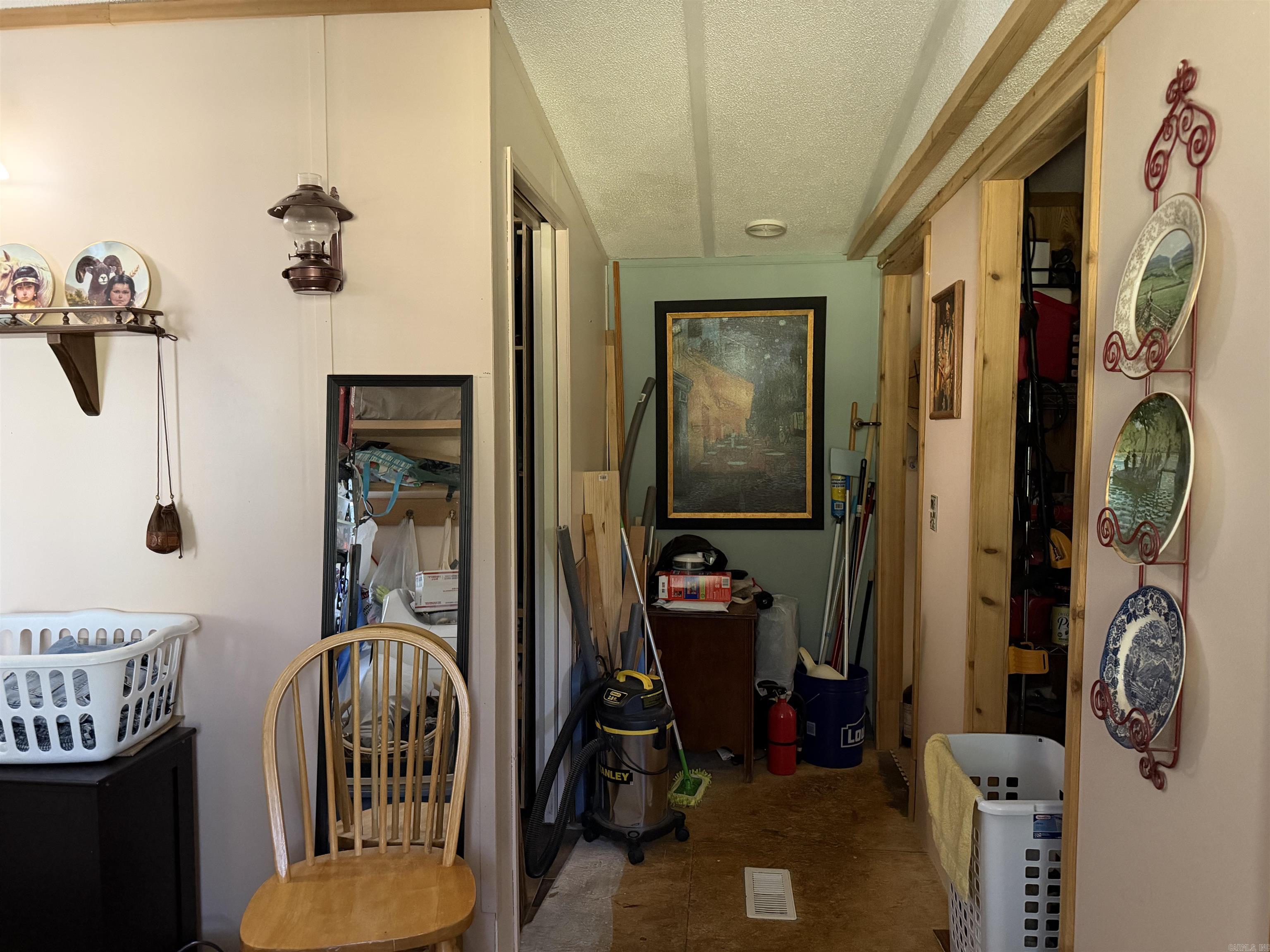 387 Kevin Property Photo 12