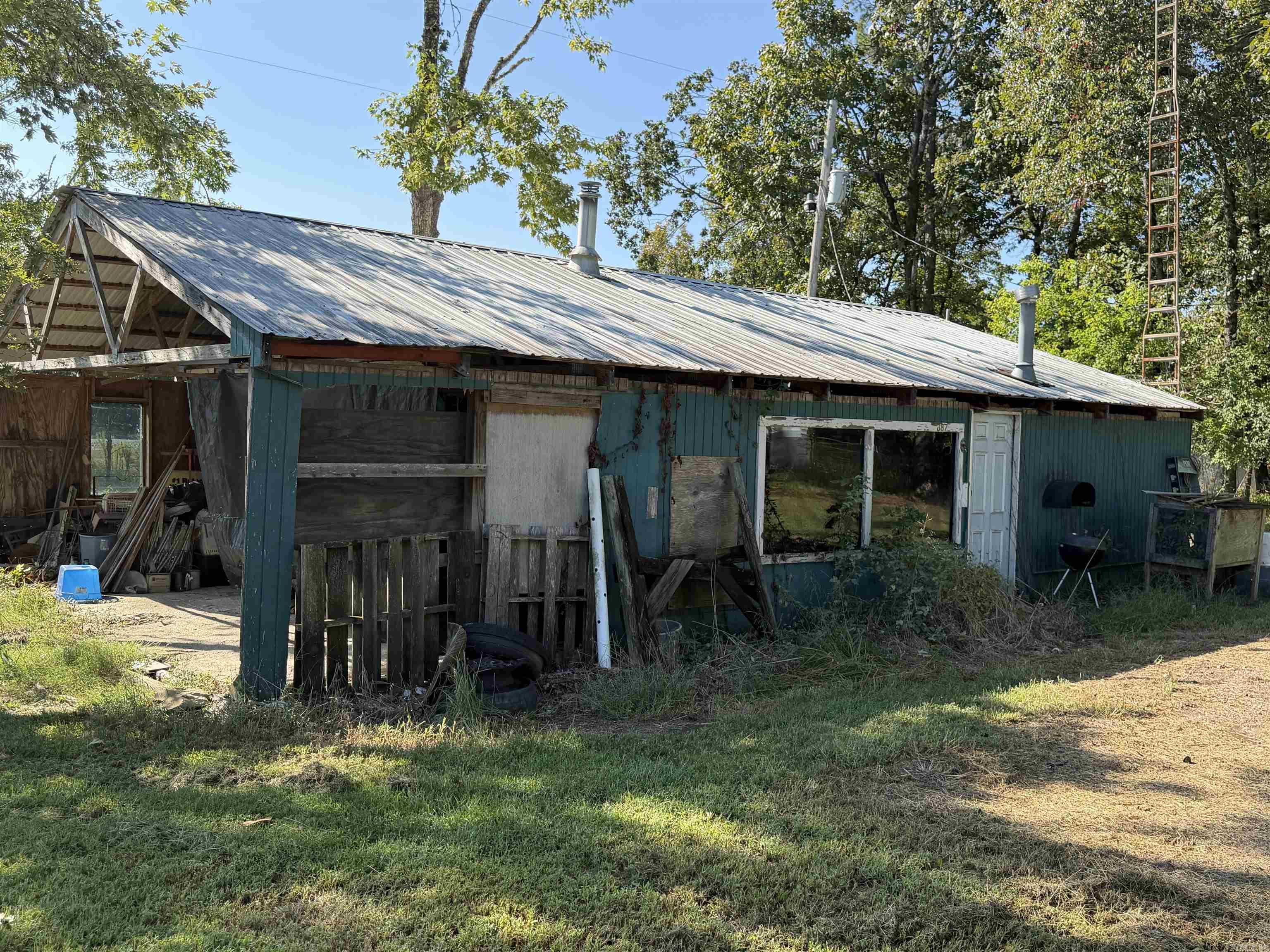 387 Kevin Property Photo 18